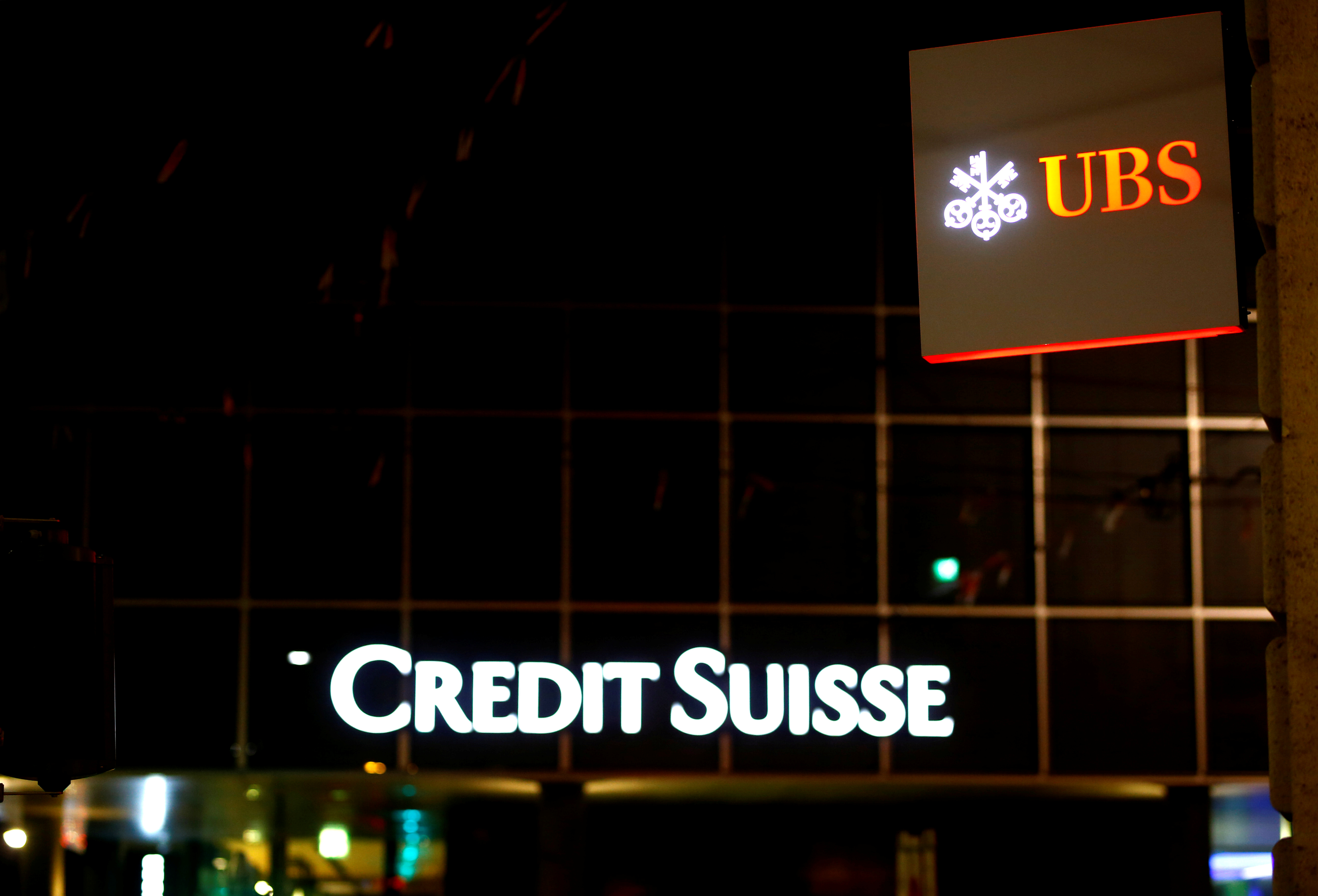 Breakingviews Credit Suisse Revamp Risks Being Bad Copy Of Ubs Reuters