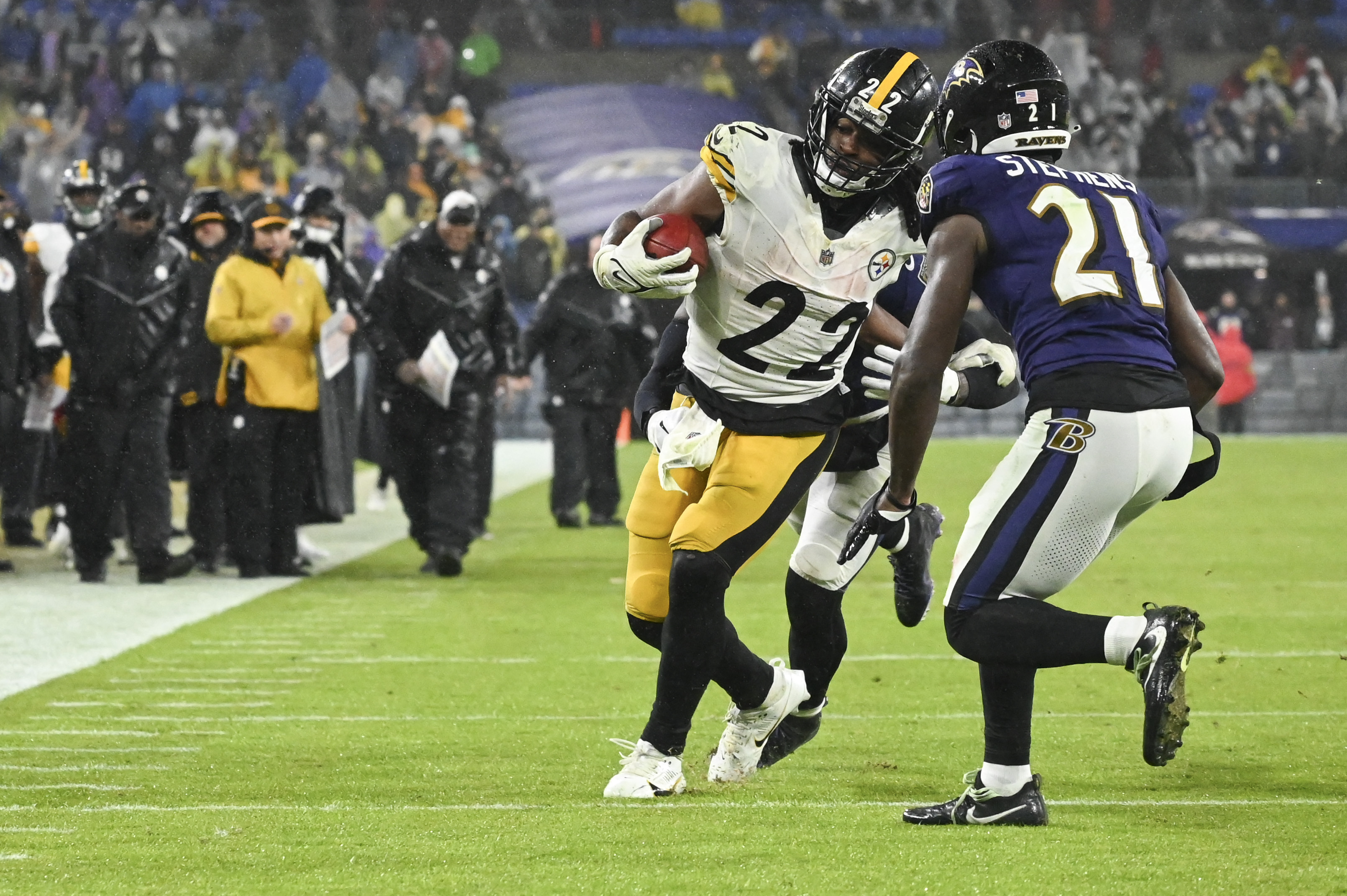 Steelers Clip Ravens Keep Playoff Hopes Alive Reuters