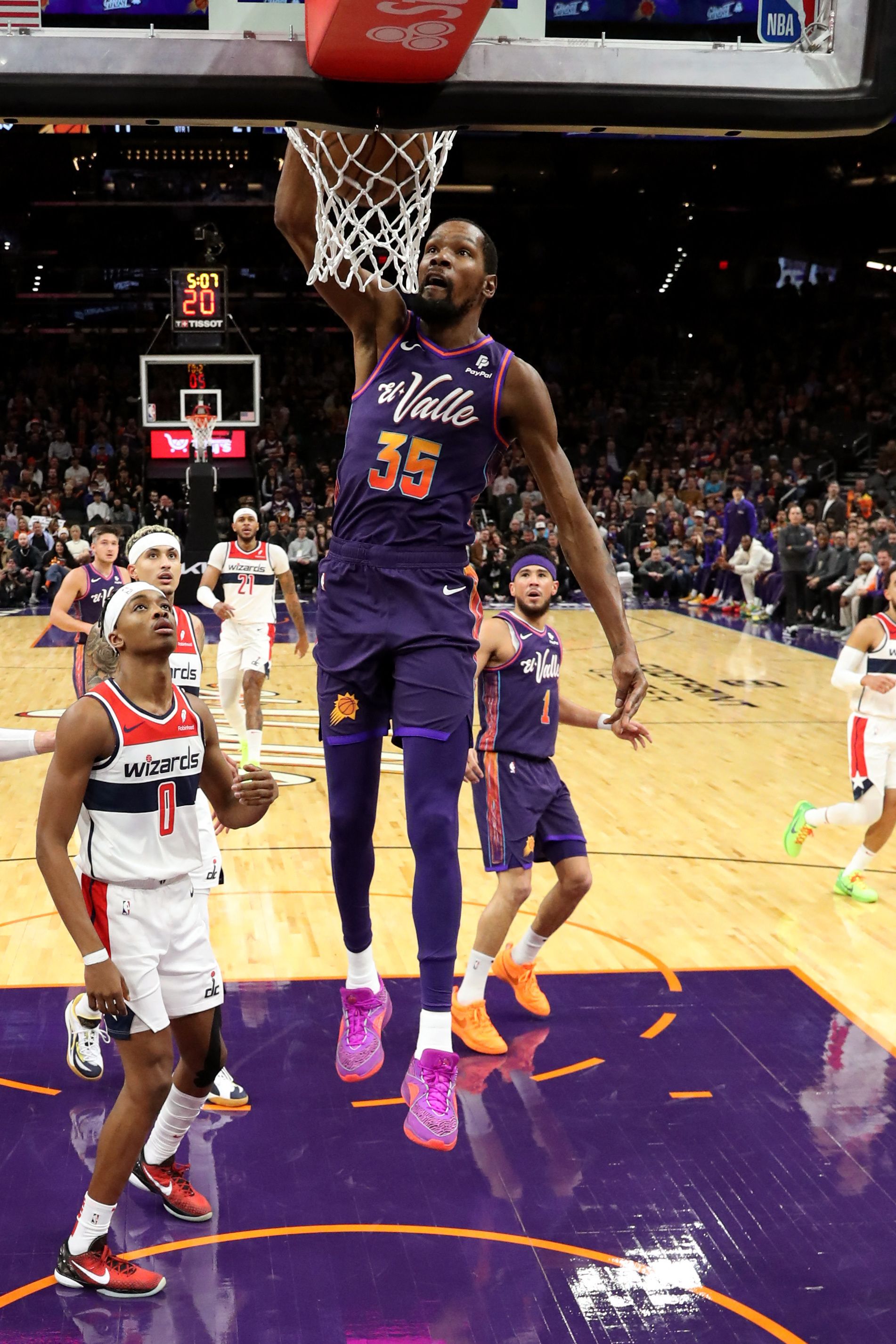 Suns Rally From 16 Point Deficit Upend Wizards Reuters