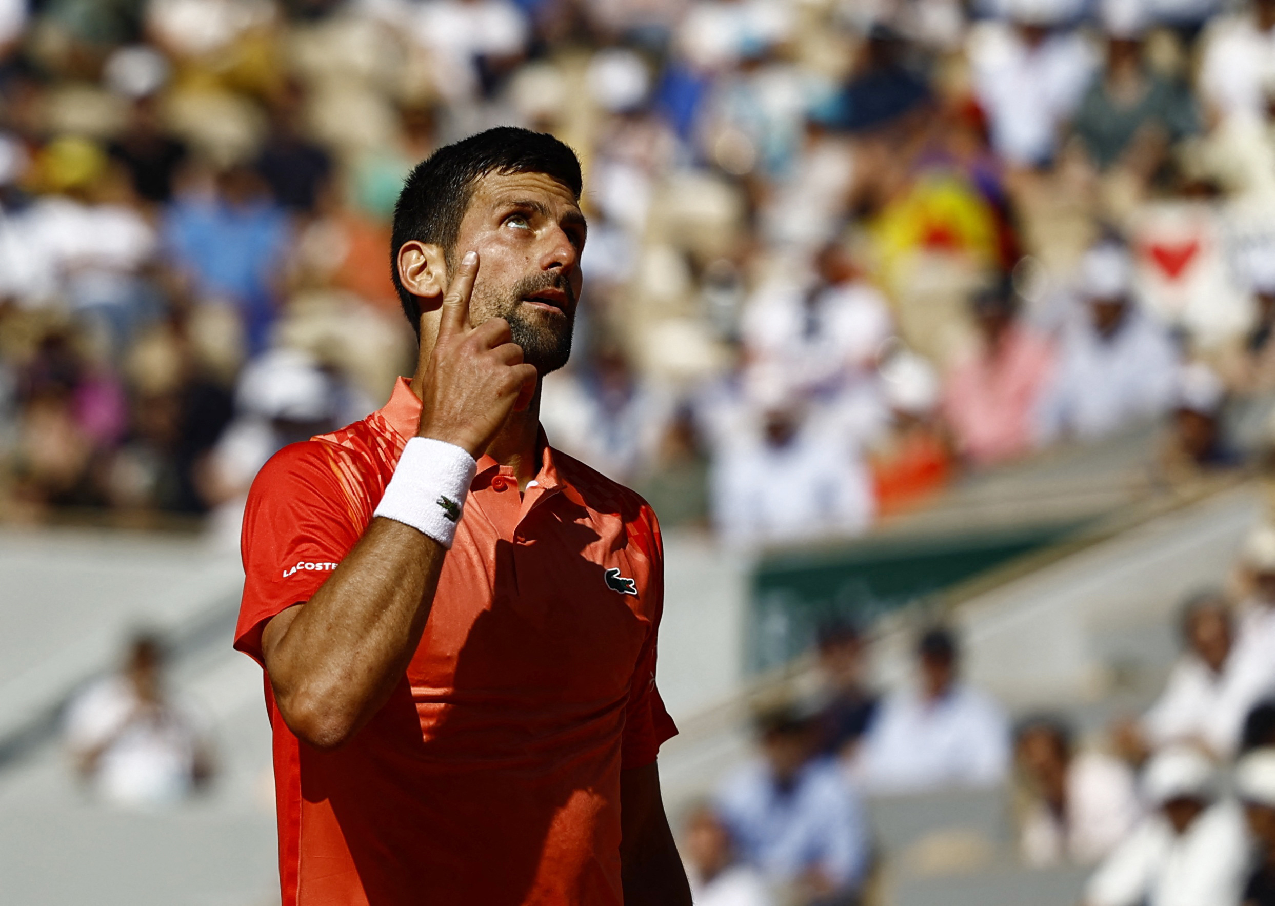 Djokovic Survives Davidovich Fokina Battle To Reach Fourth Round Reuters