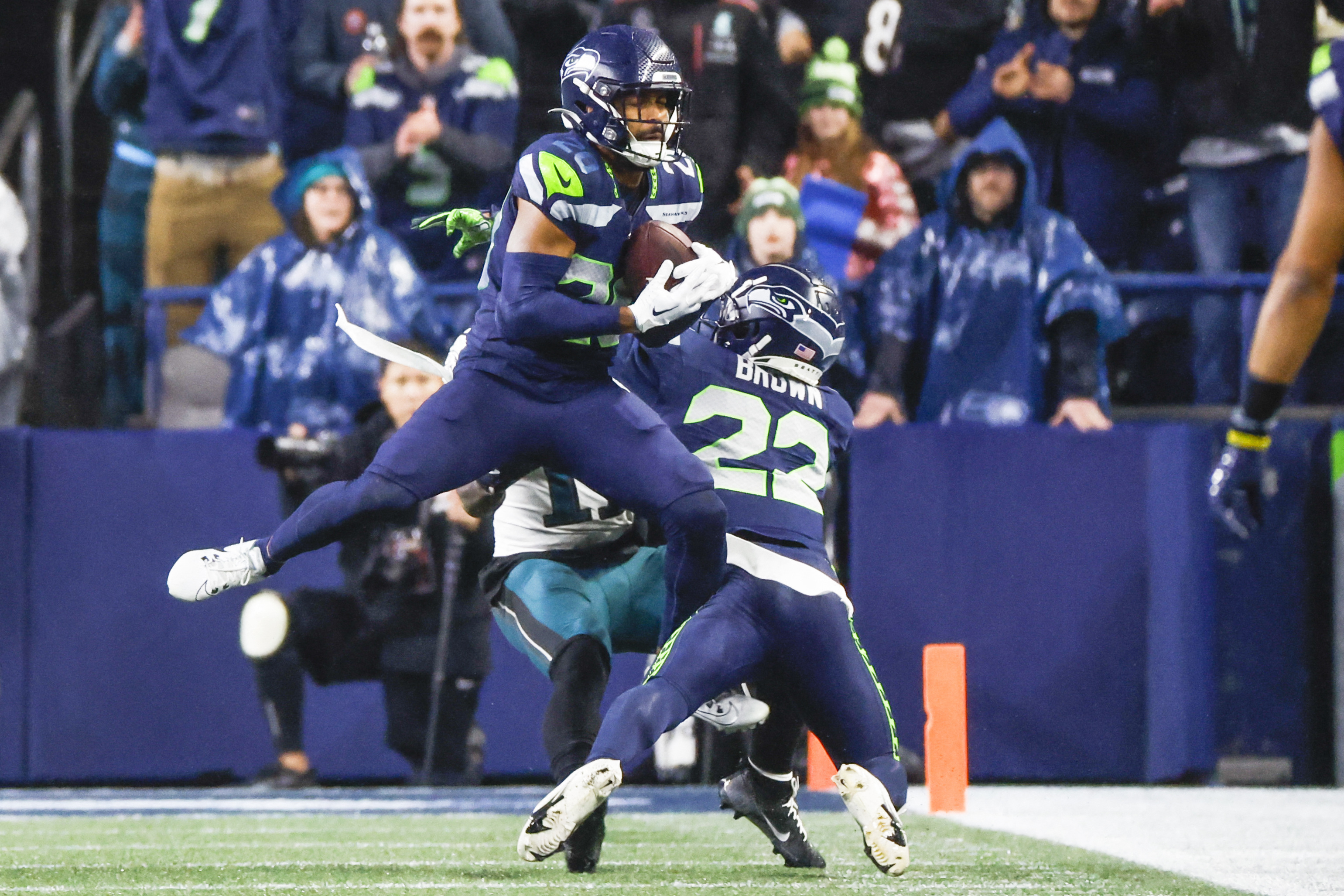 Seahawks Stun Eagles With Last Minute TD Pass Reuters