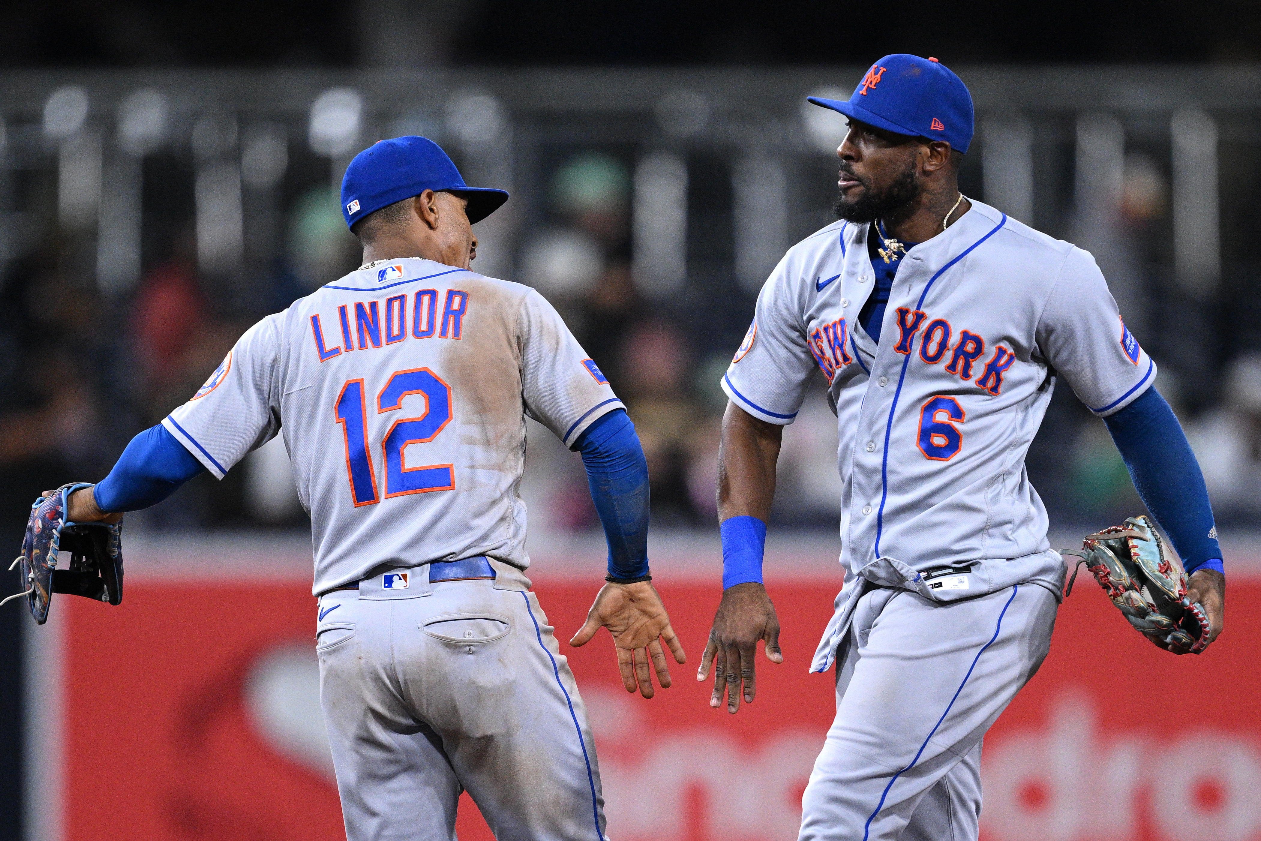 McNeil doubles in go-ahead run, the Mets beat the Padres 7-5 to