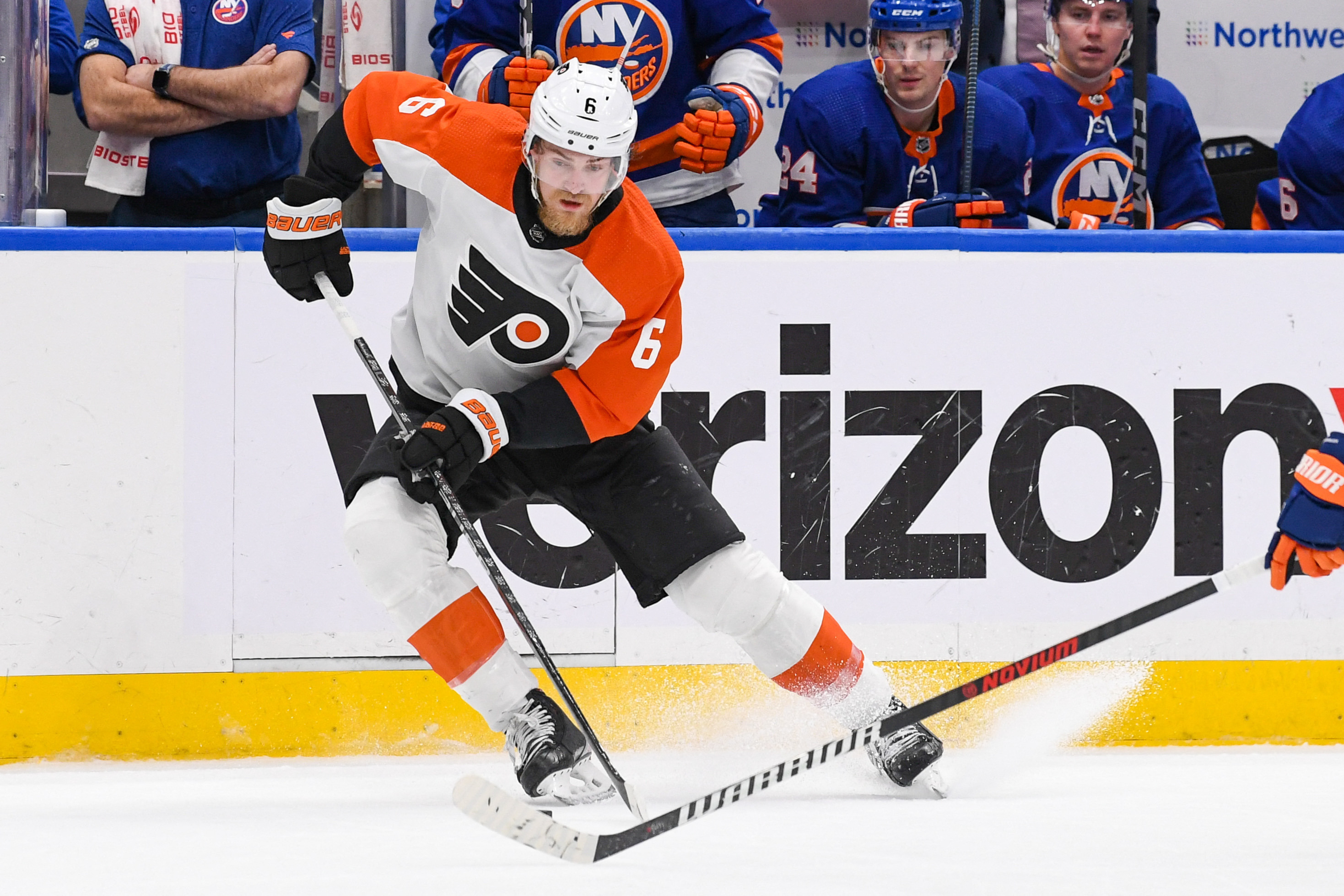 Brock Nelson tallies twice as Islanders edge Flyers | Reuters