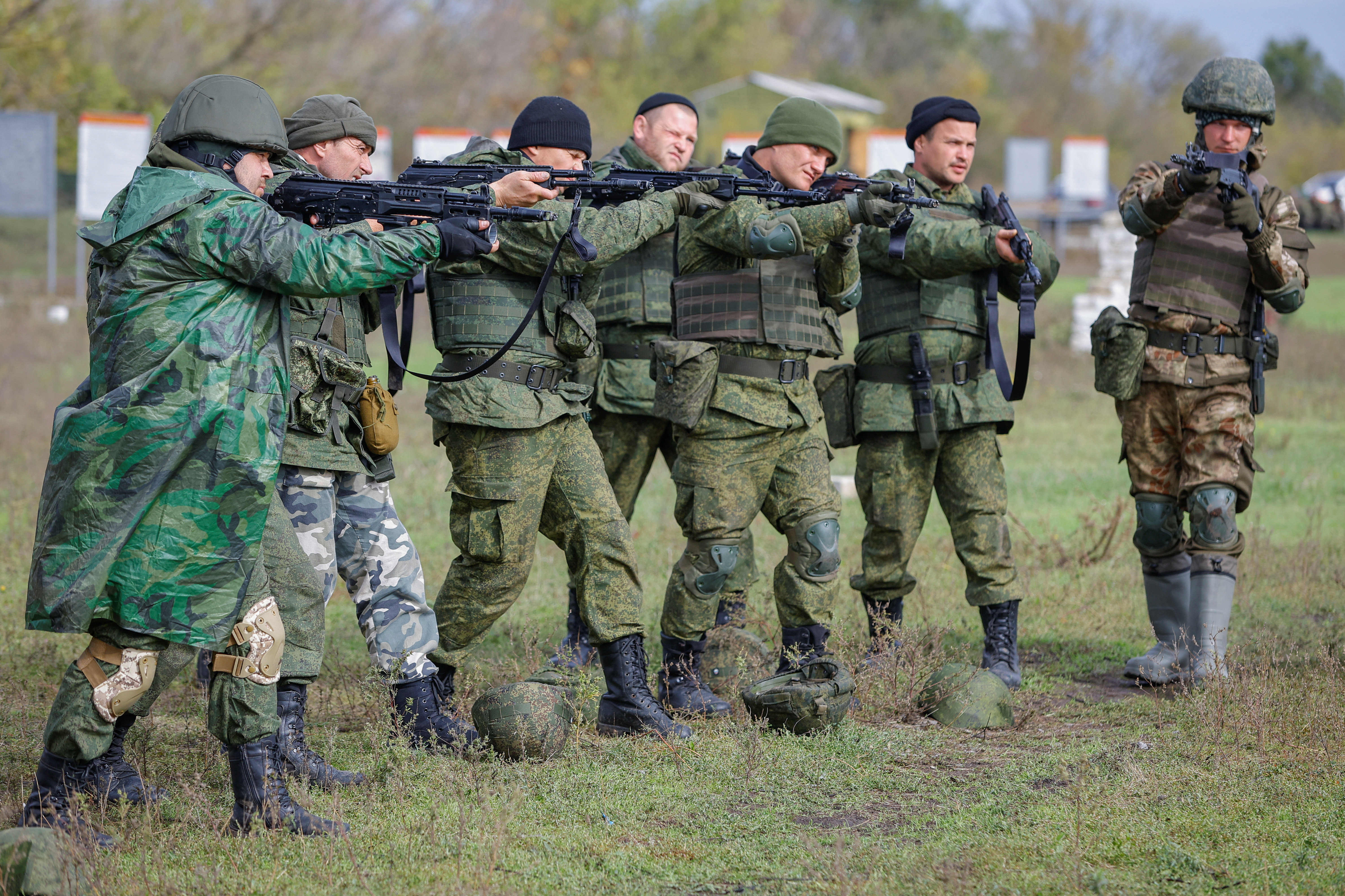 Newly-mobilised Russian reservists take part in a training on a range in Donetsk region