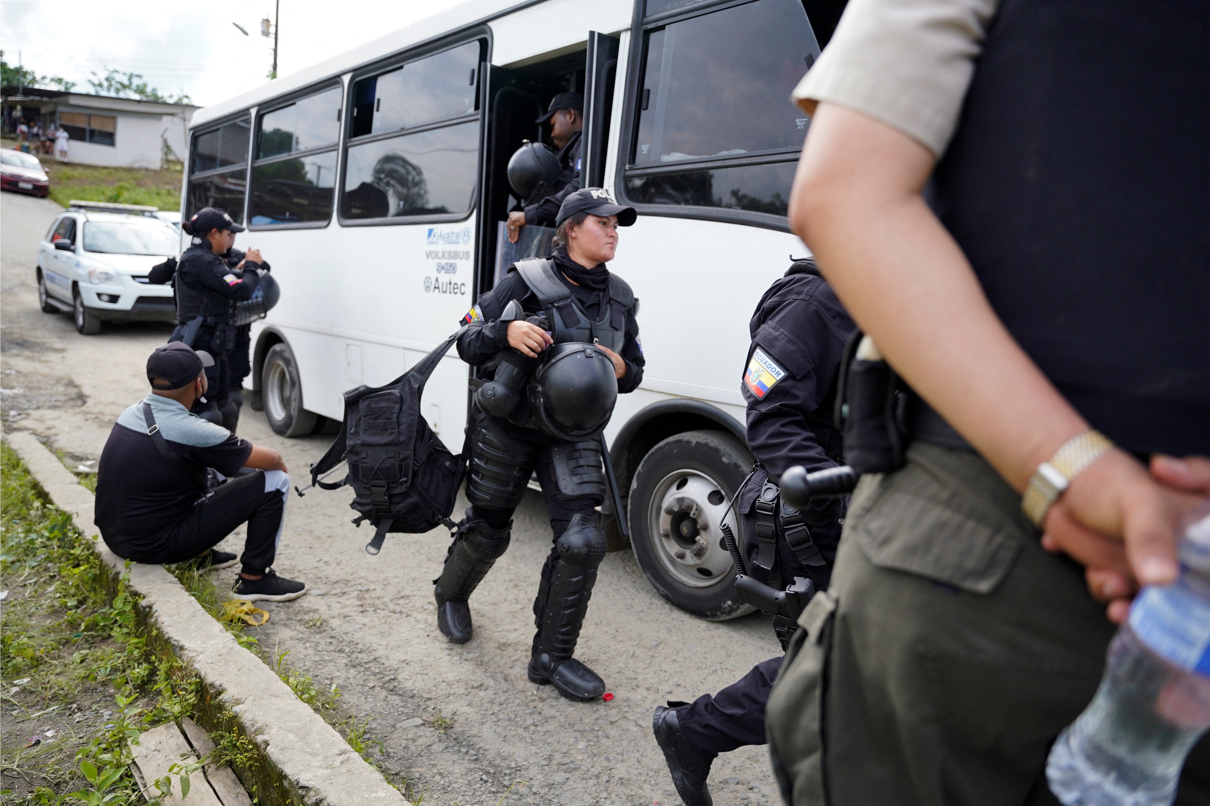 Authorities in Ecuador recapture escaped inmates after prison riot