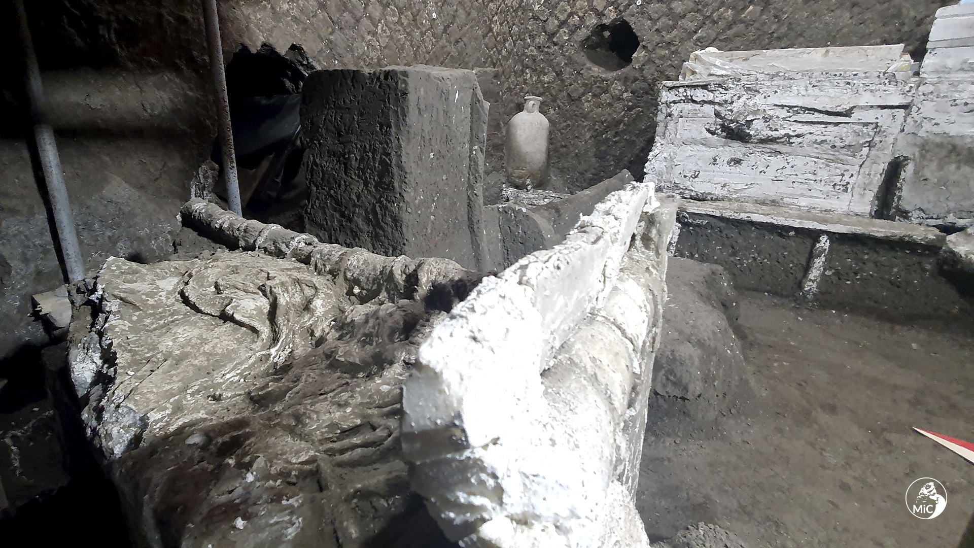 New find throws light on life of slaves in Ancient Rome's Pompeii | Reuters