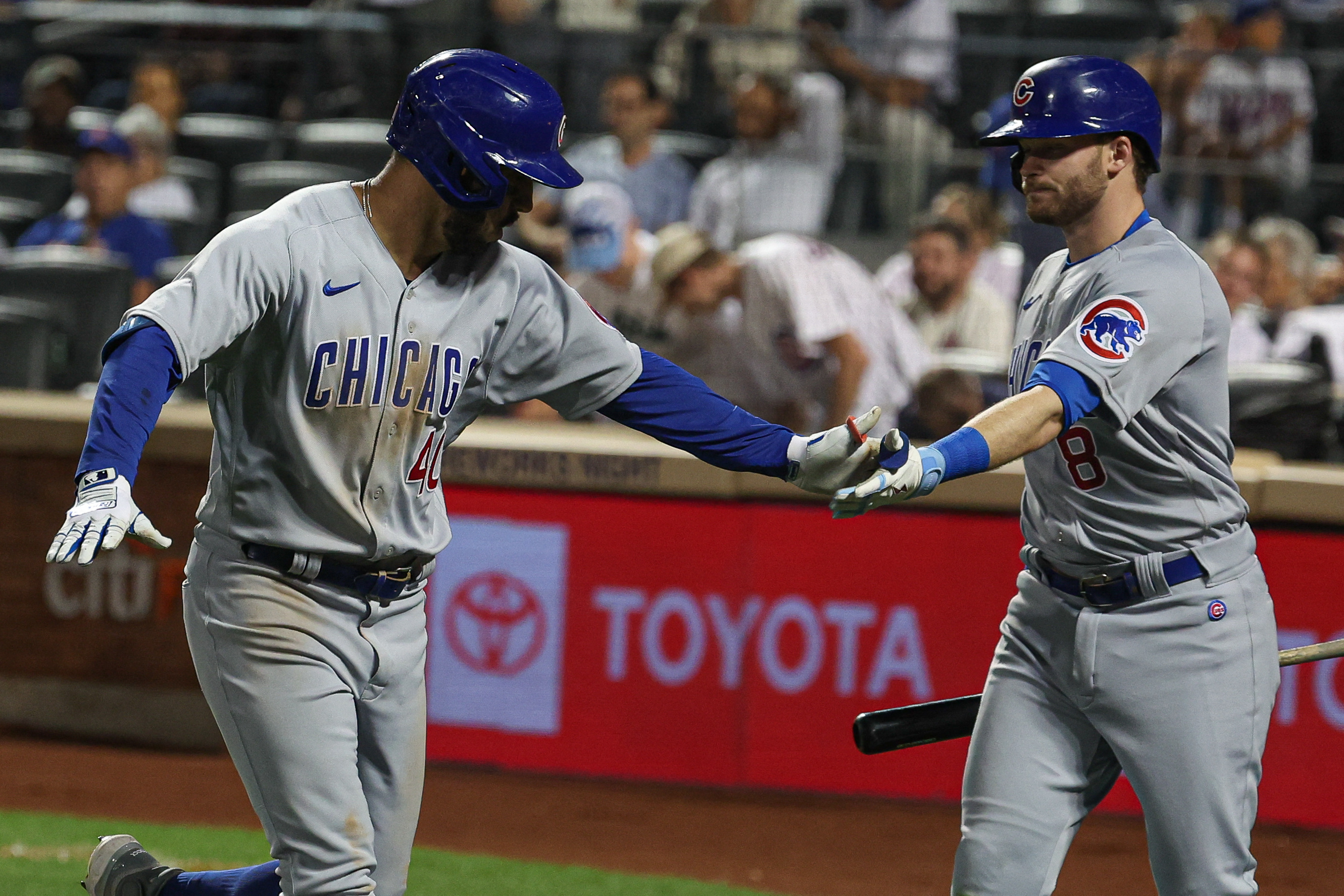 Cubs move into virtual tie for playoff spot by beating Mets