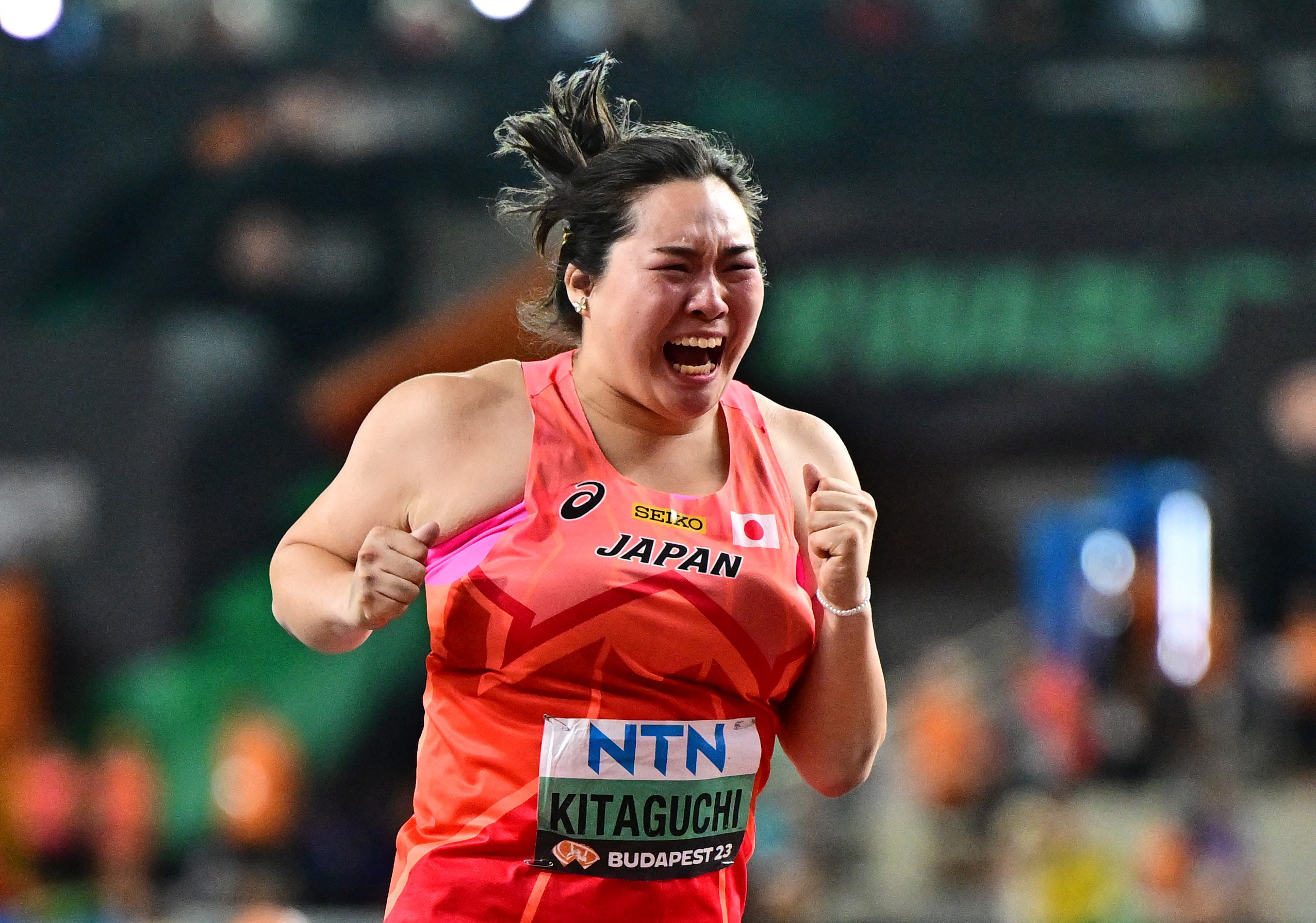 Japan's Kitaguchi takes javelin gold with her last throw