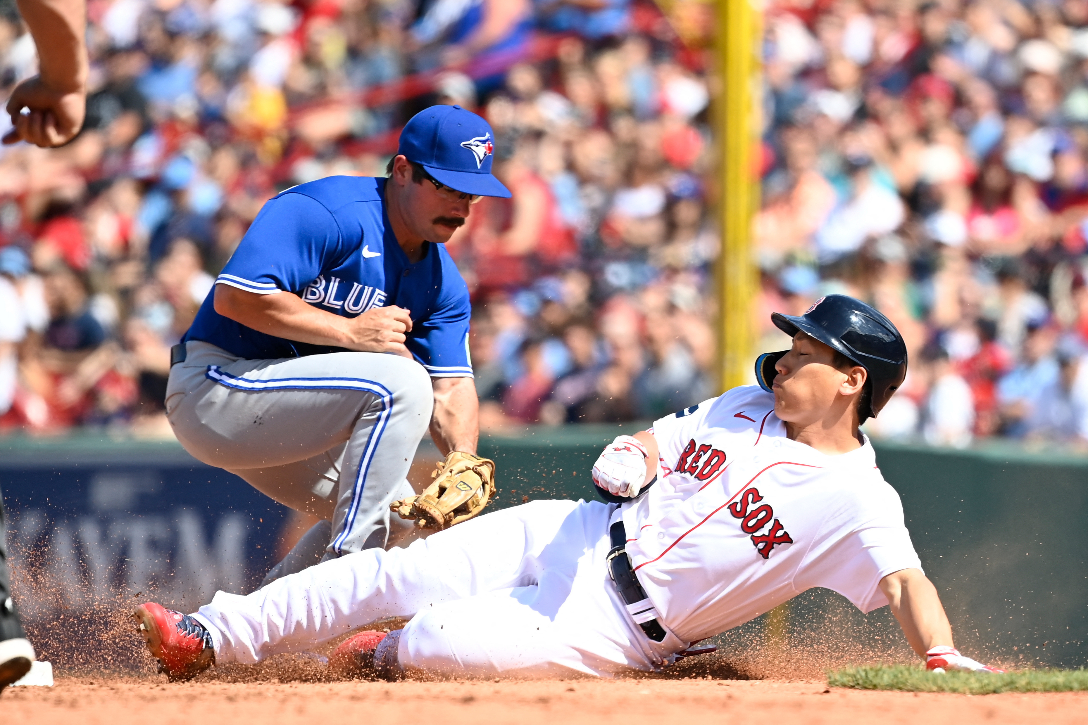 MLB roundup: Blue Jays crush Red Sox for series sweep