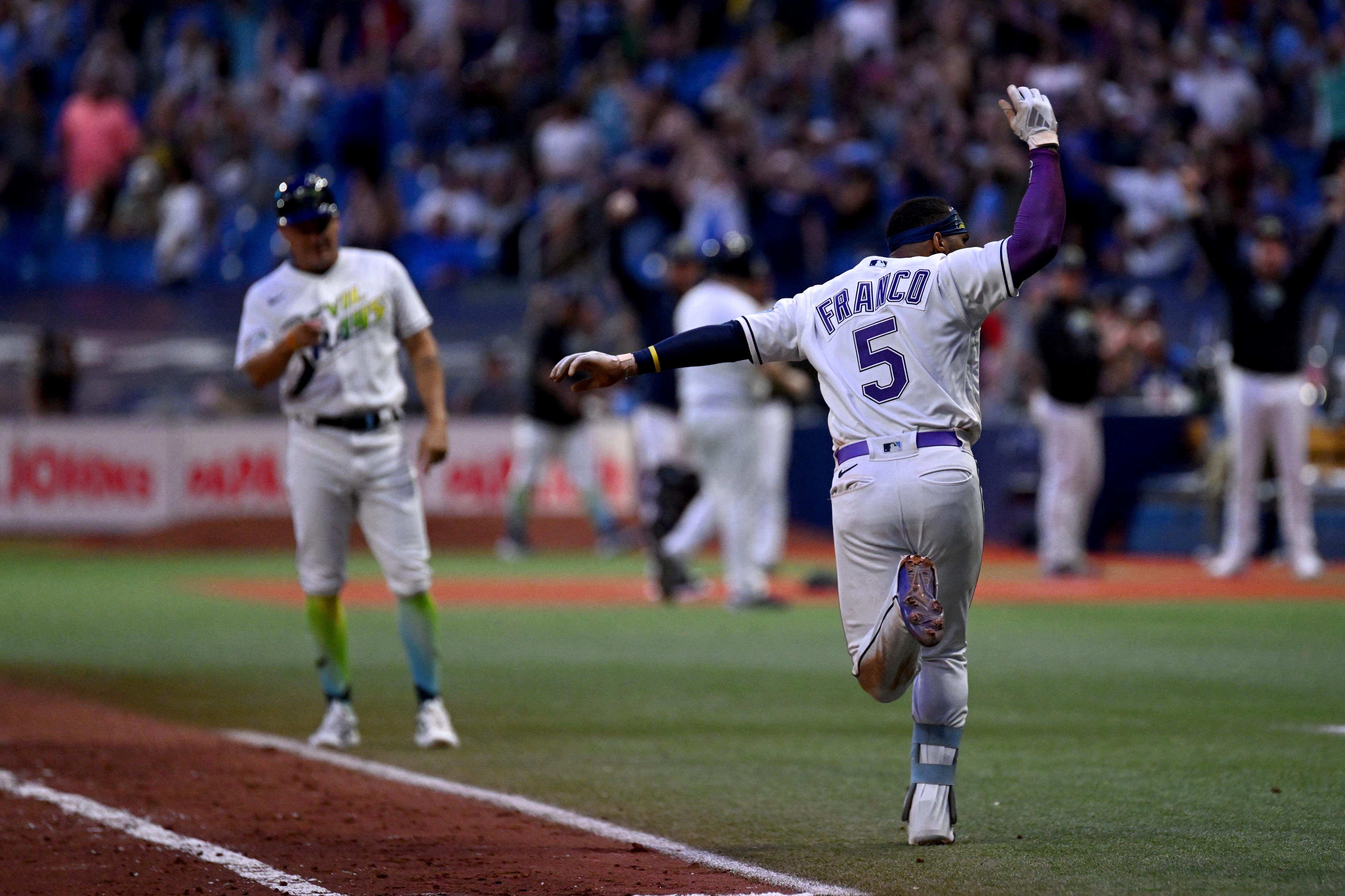 Wander Franco's walk-off HR caps Rays' wild win over Guardians