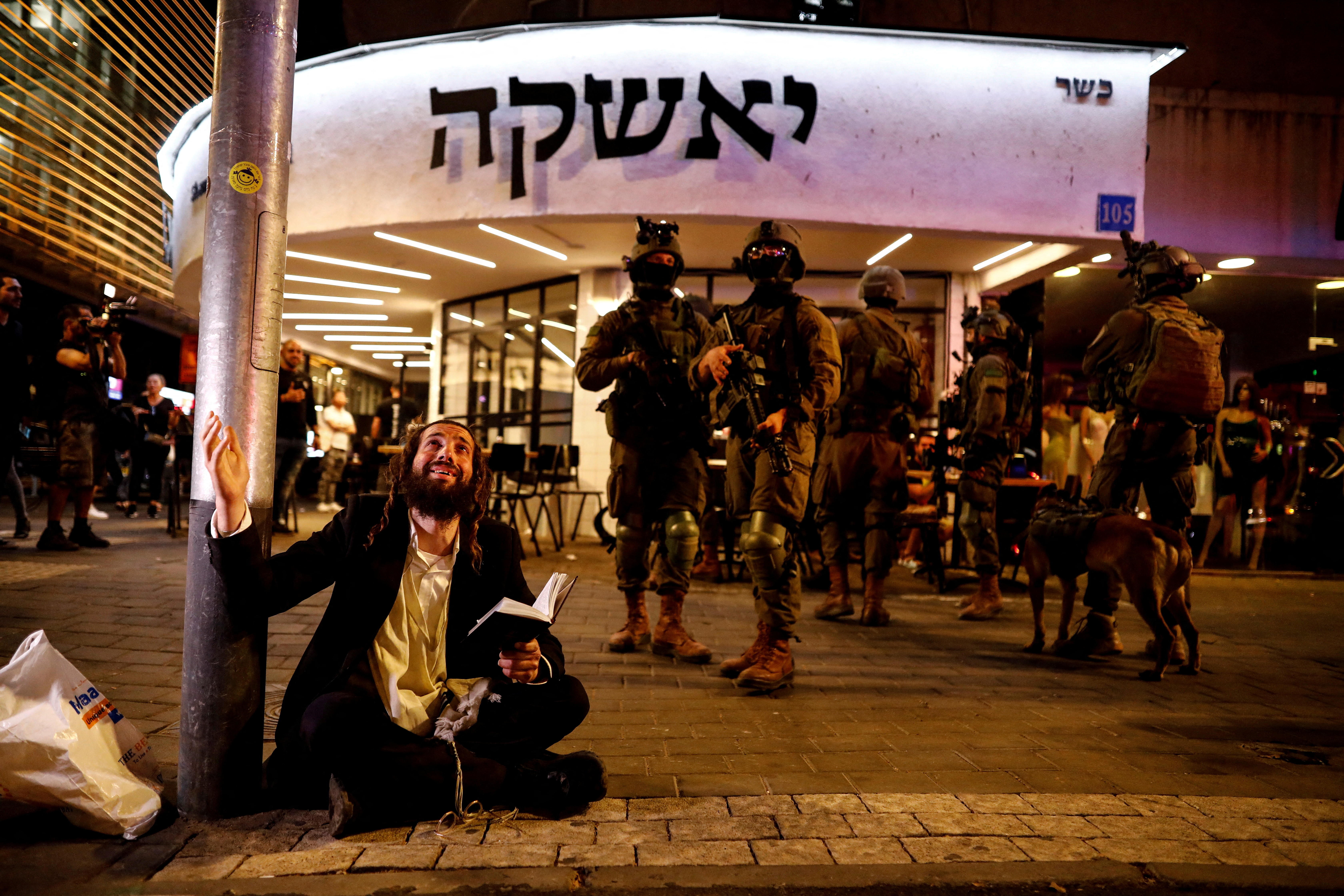 Rokach boulevard tel aviv shooting