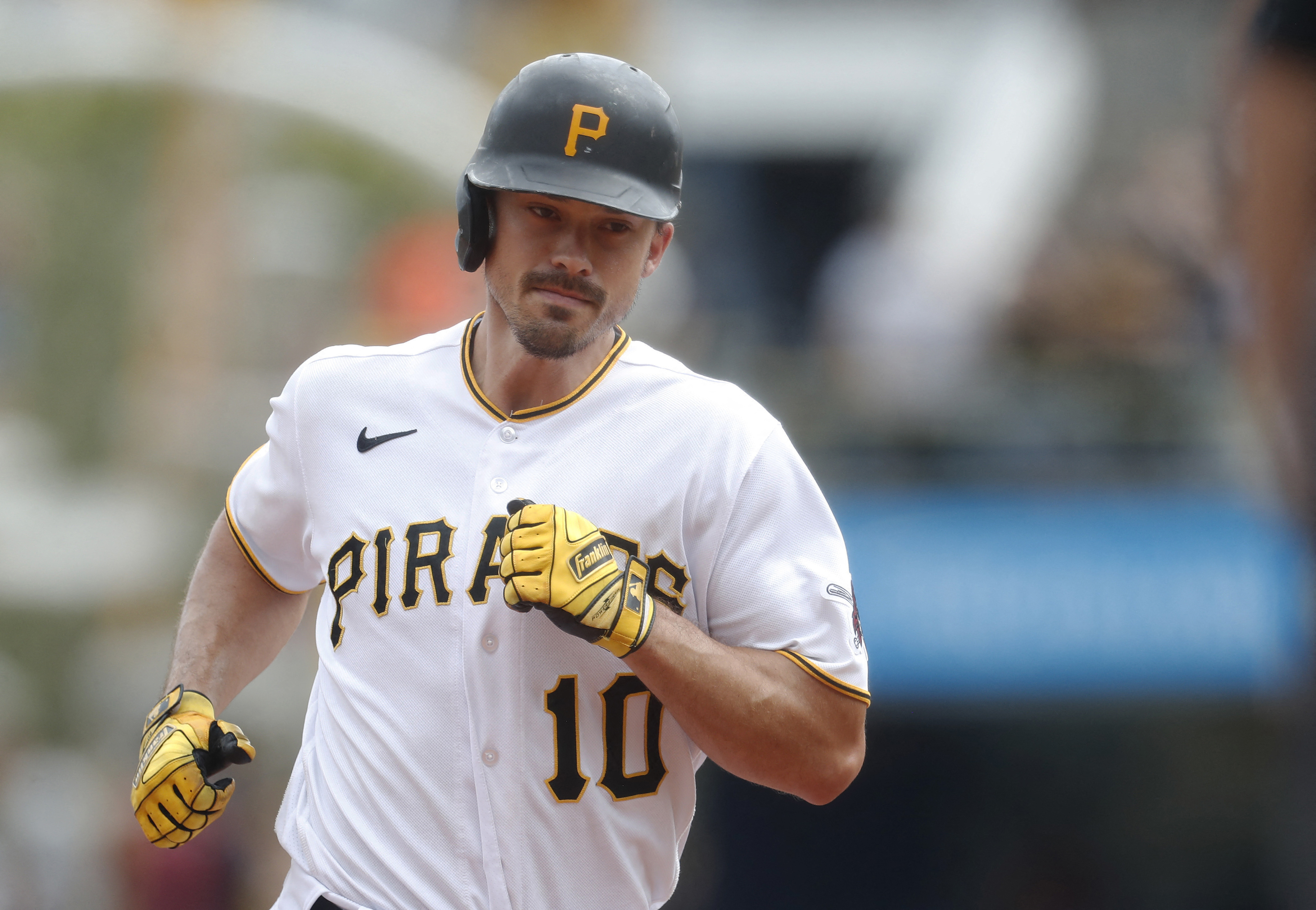 Chicago White Sox pinch hitter Carlos Pérez (36) celebrates his two-RBI  double against the Oakland Athletics during the eighth inning of a baseball  game, Saturday, July 1, 2023, in Oakland, Calif. (AP