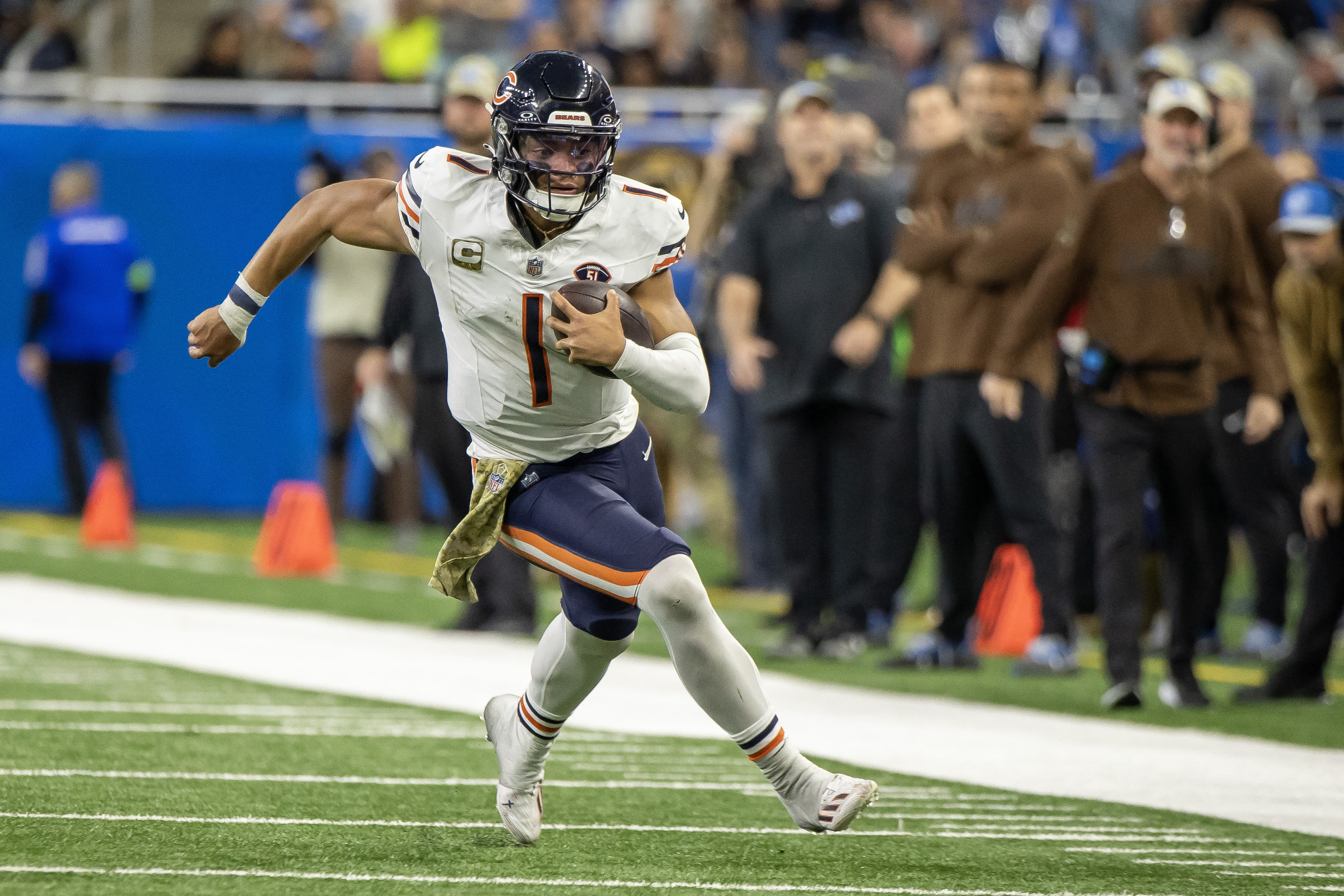 Opinion: The Detroit Lions are the template, and the Chicago Bears should  follow suit