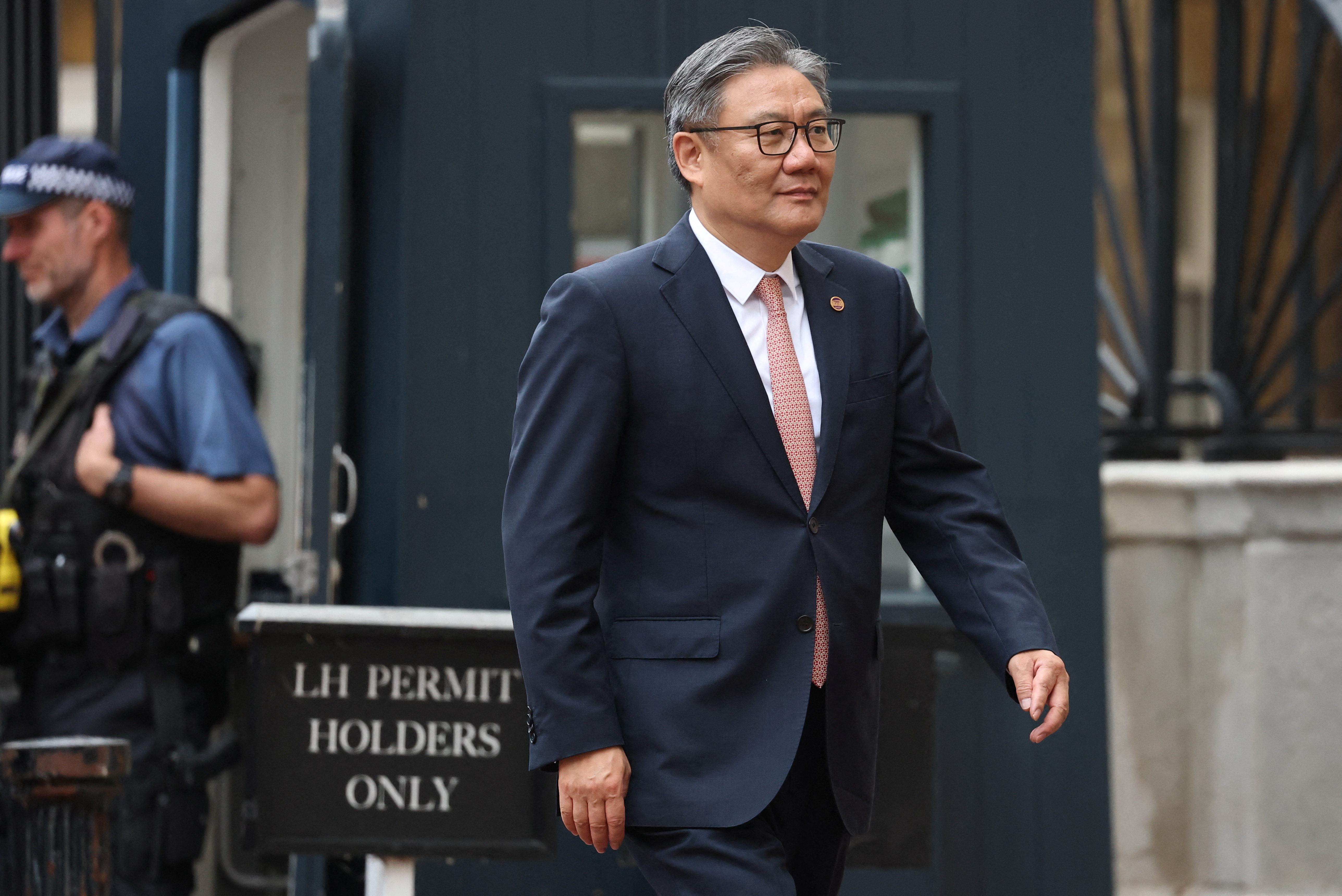 米との貿易関係、健全な発展への回帰望む 貿易戦争不要＝中国商務相