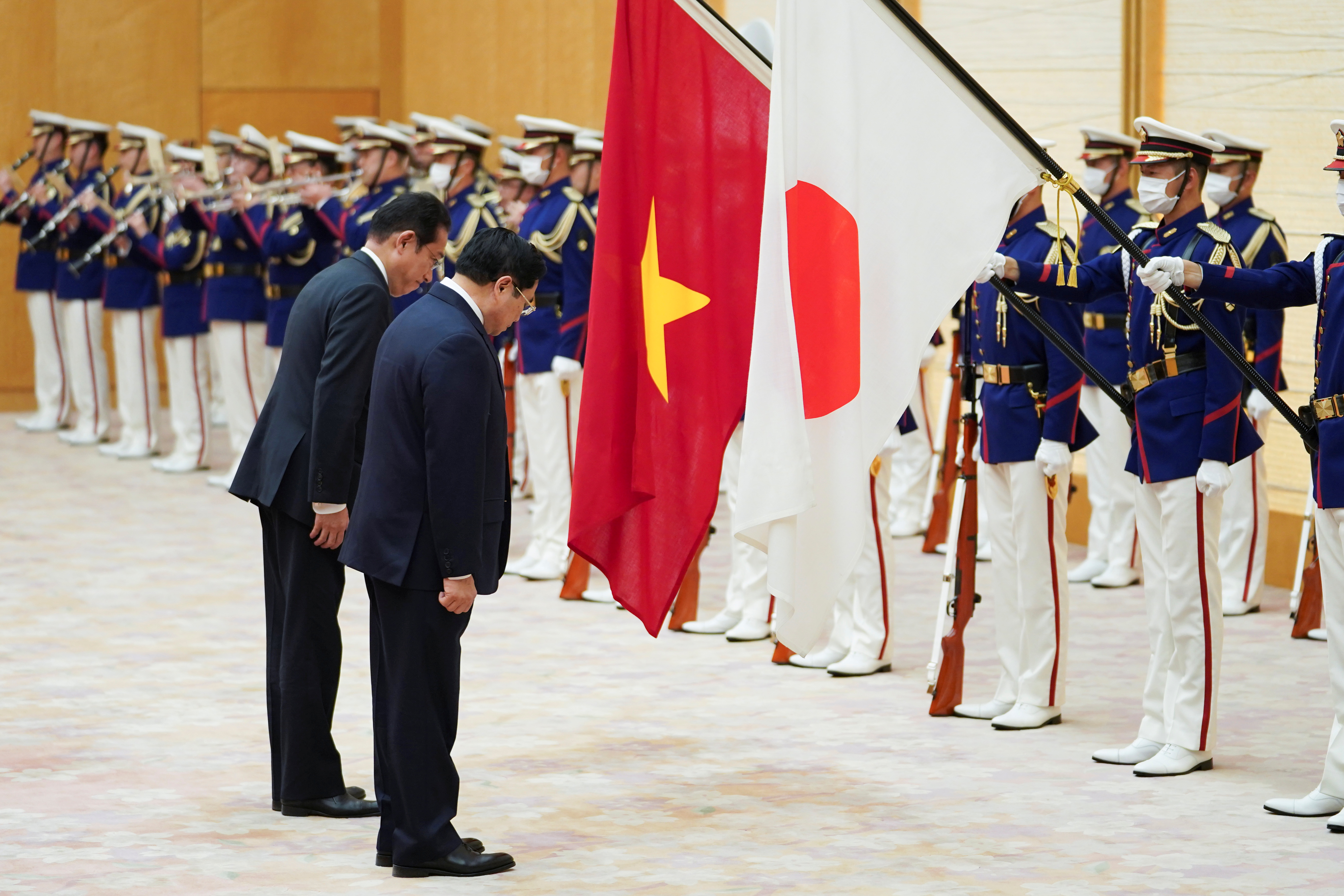 Vietnam, Japan Agree to Boost Security, Trade Ties
