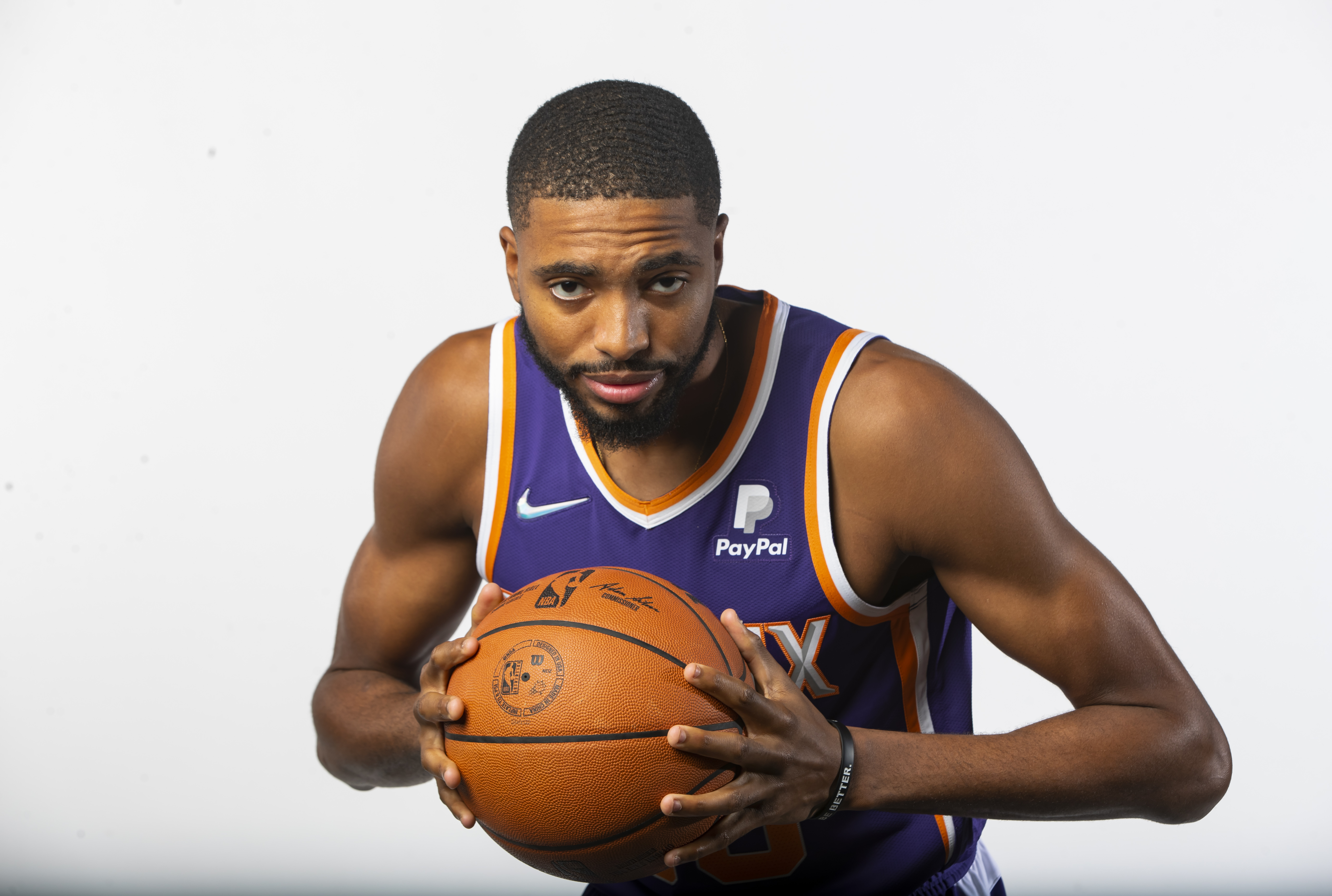 Phoenix Suns: What to know about forward Mikal Bridges