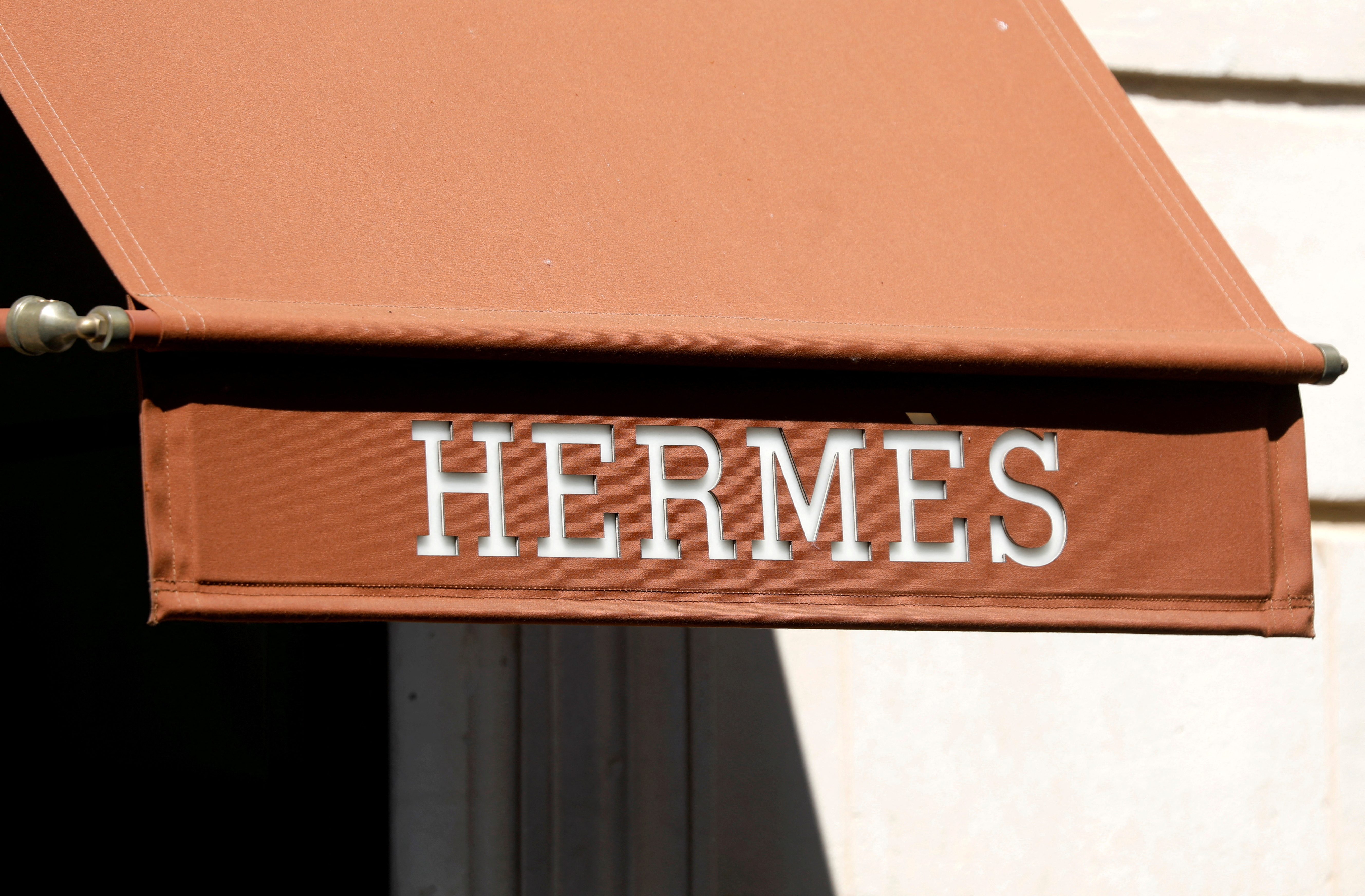 Hermès sales rise as shoppers splurge on Birkins