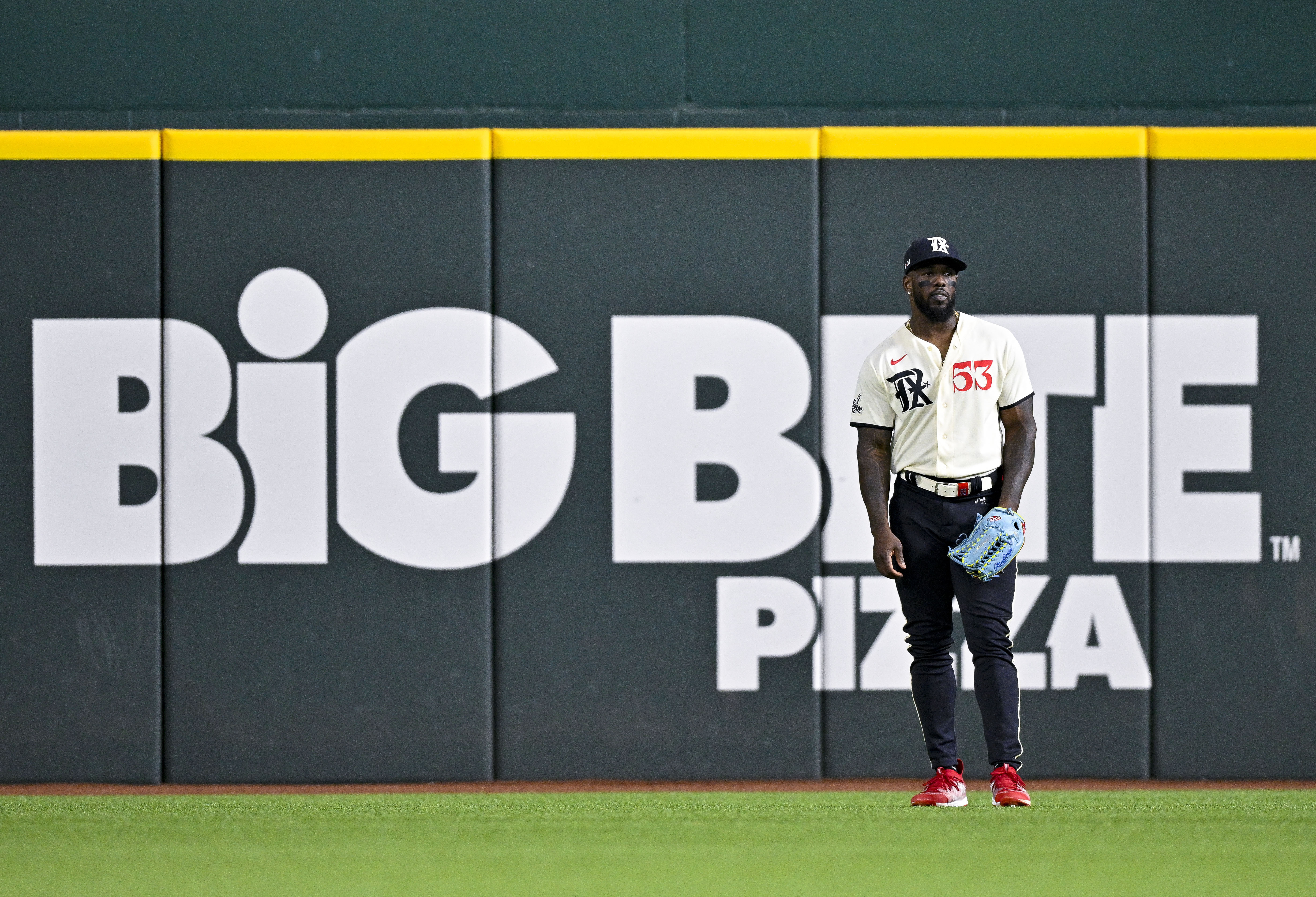 Rangers' Adolis García makes history by collecting 16 total bases, eight  RBI in blowout win over Athletics 