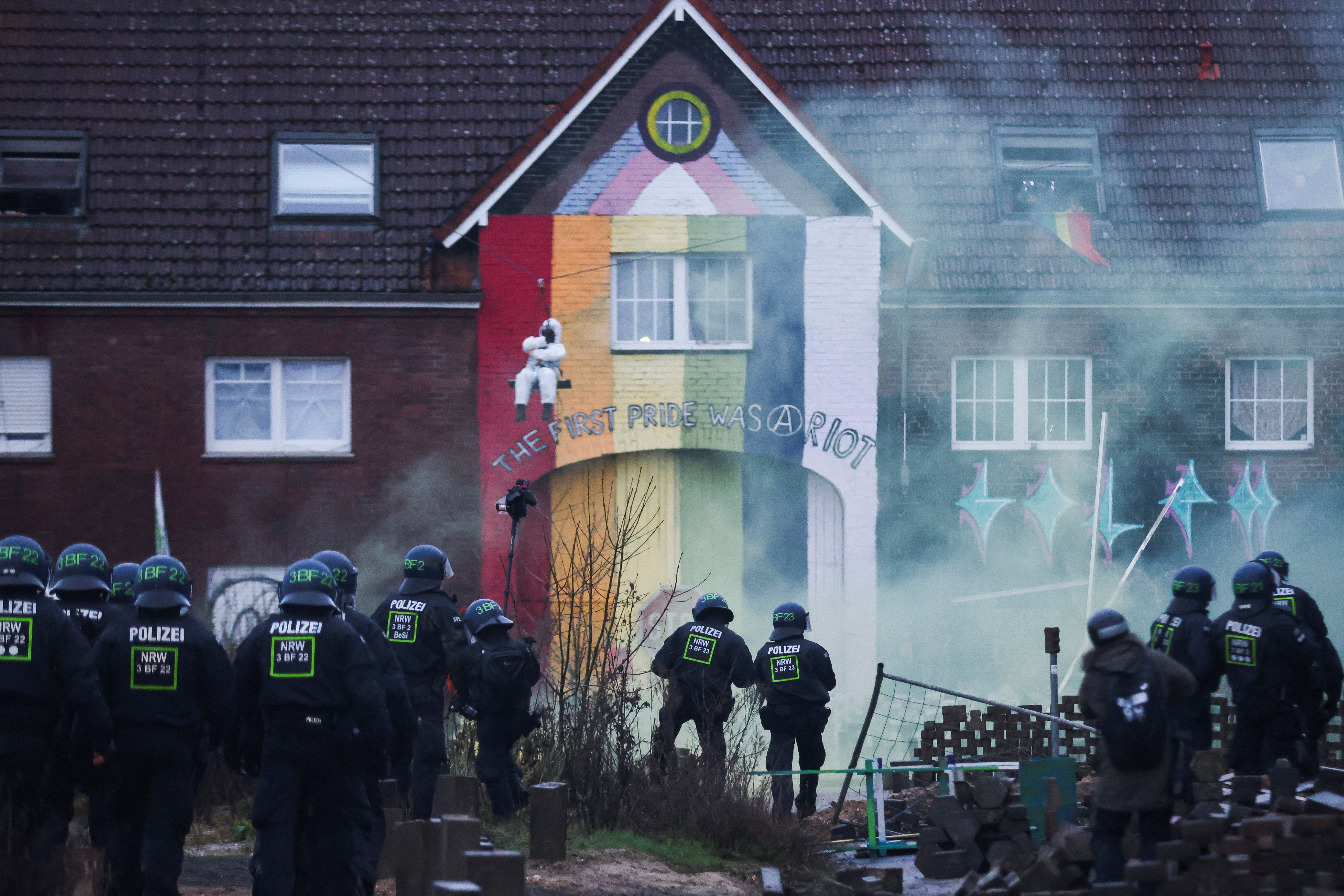German police clashed with activists at a coal mine expansion demonstration in Lutzerat