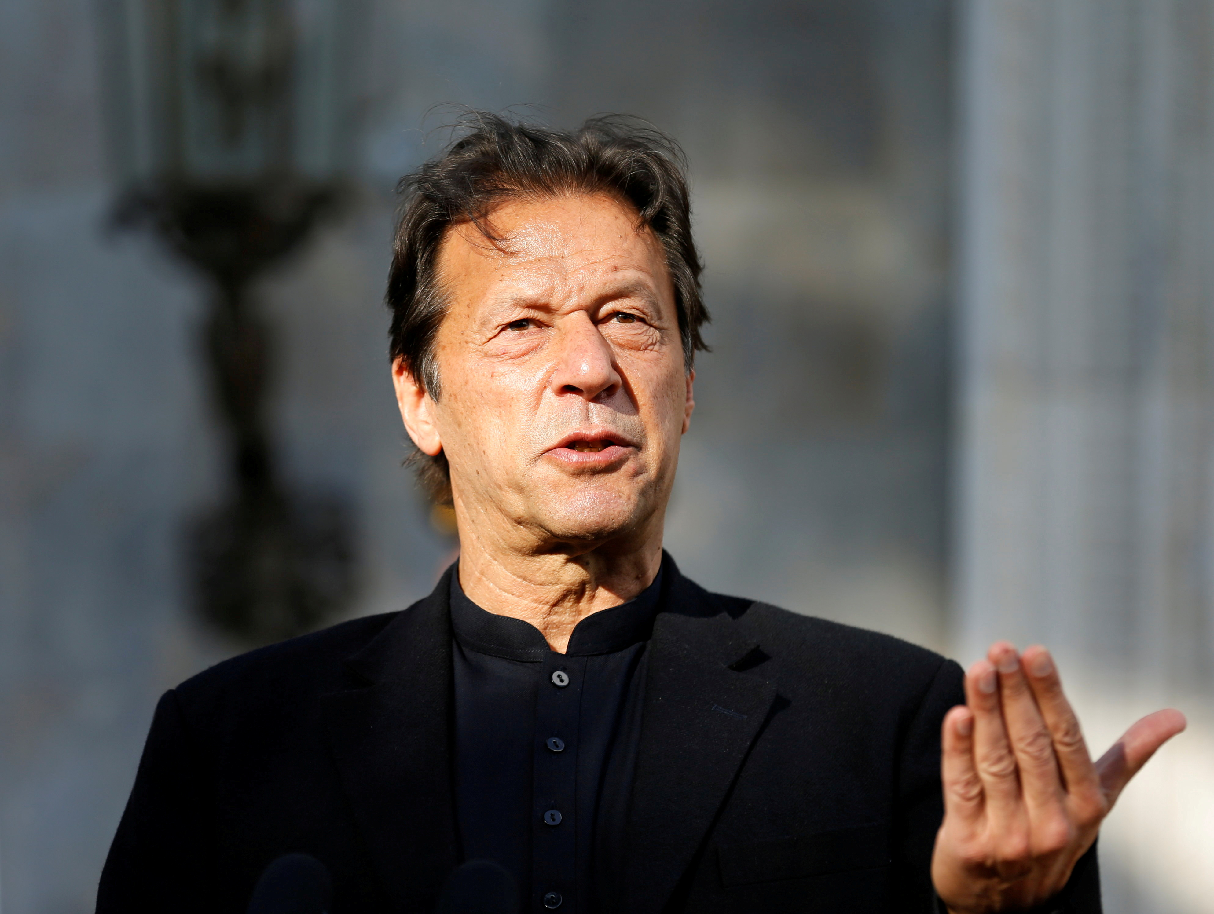 Pakistan S Khan Wants Tv Debate With Indian Counterpart To Resolve Issues Reuters