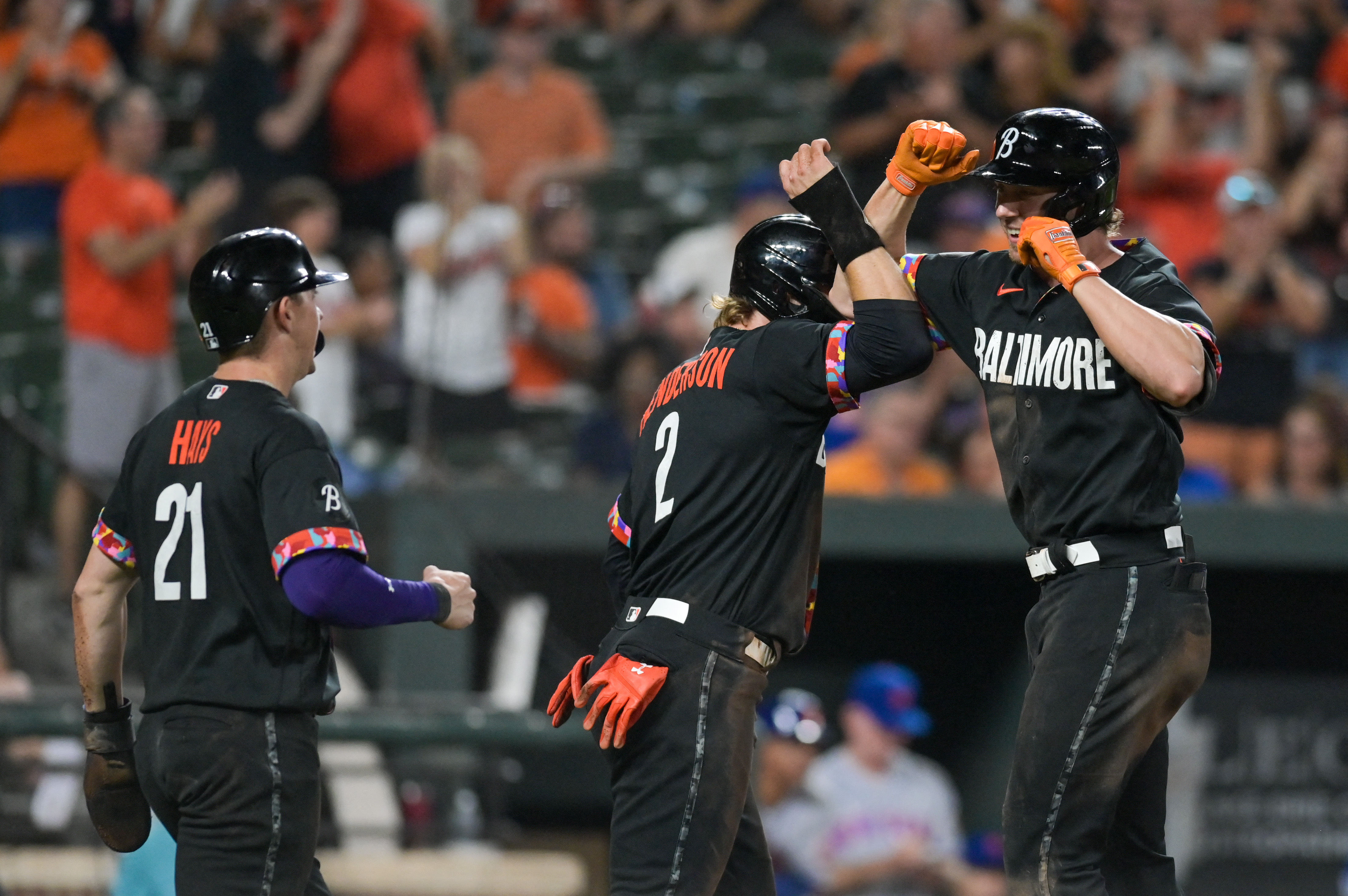 James McCann knocks in five as Orioles manhandle Mets