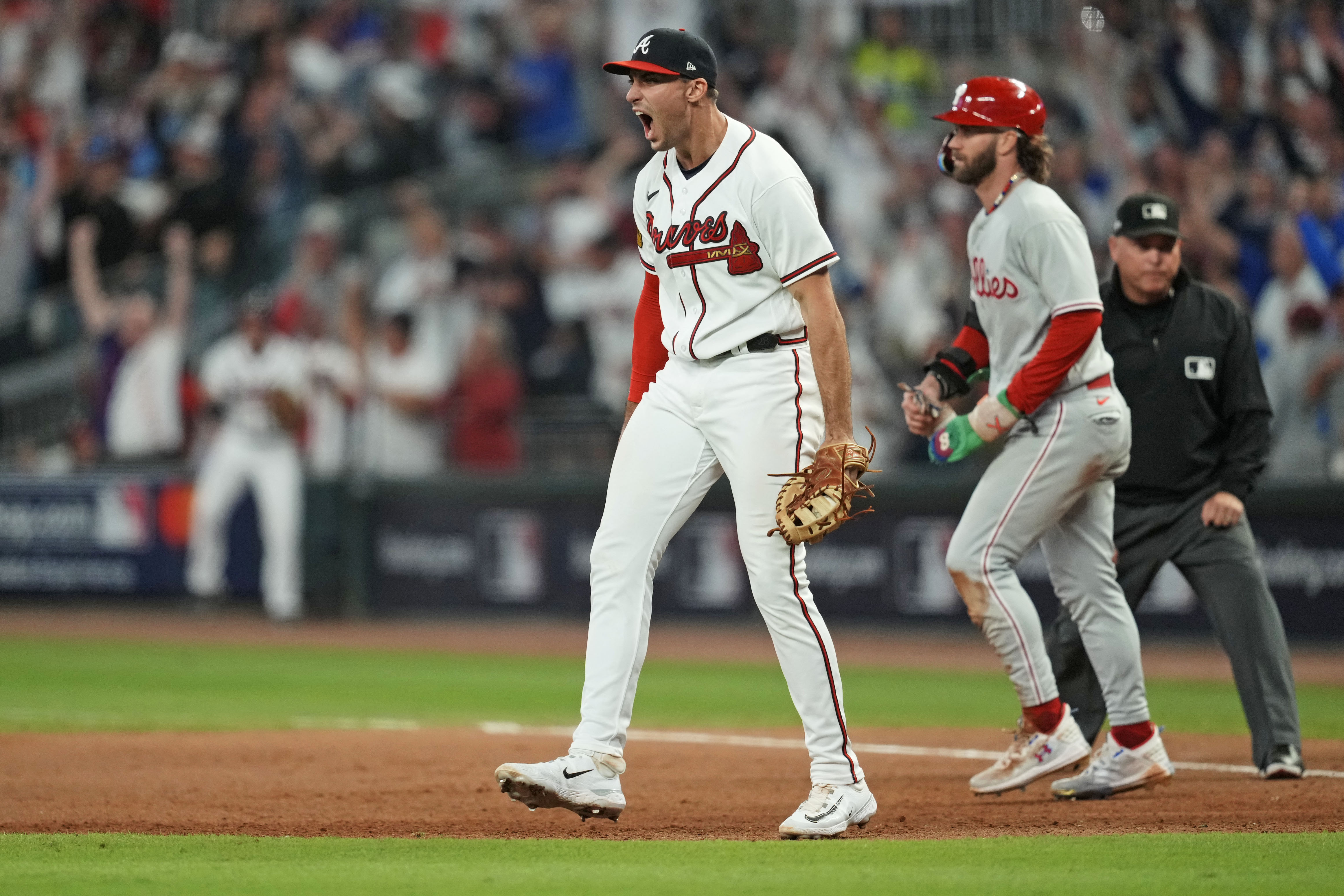 Austin Riley, Braves stun Phillies to even NLDS, Major League Baseball