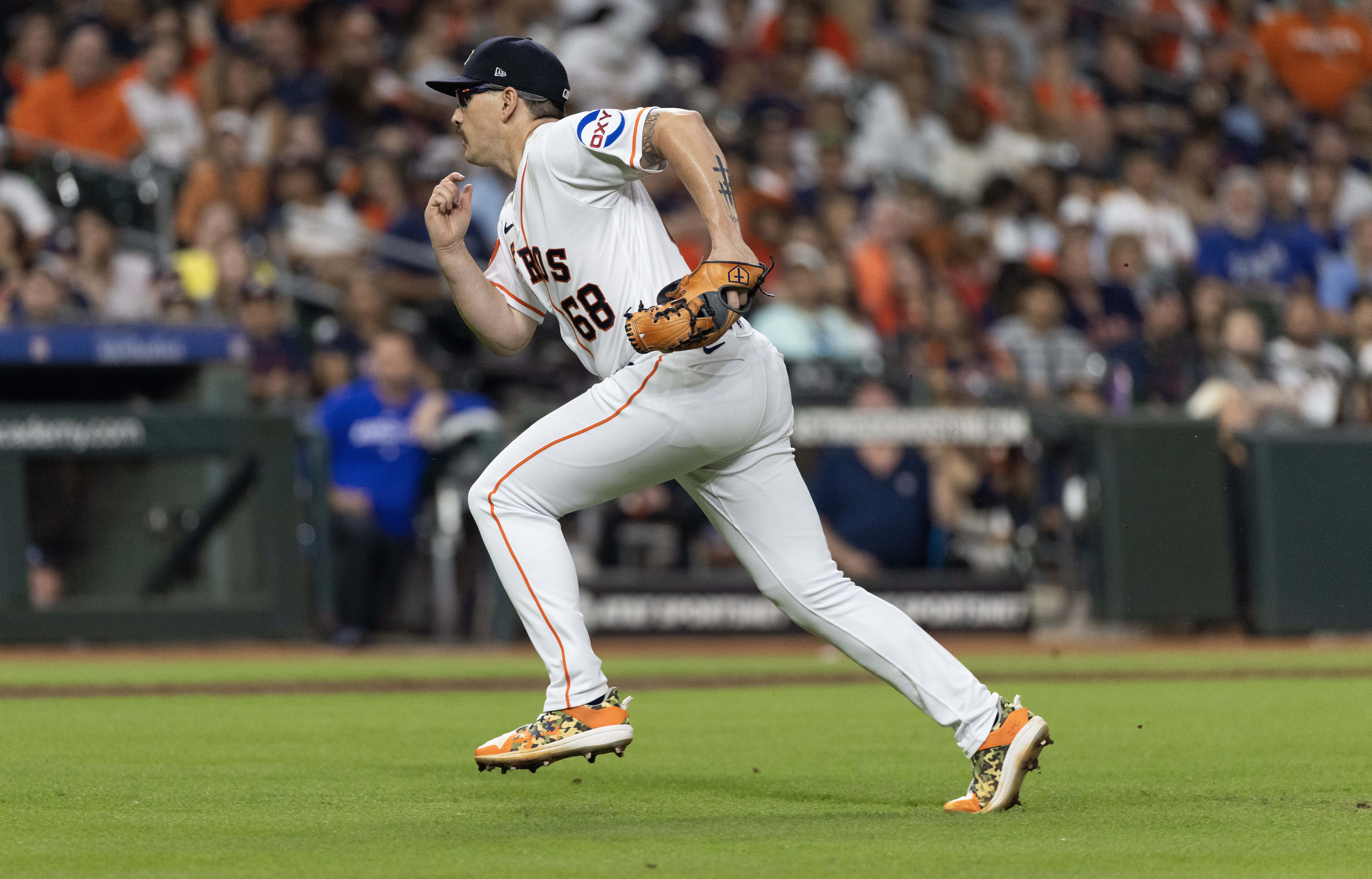 Hot Royals hand Astros another damaging setback