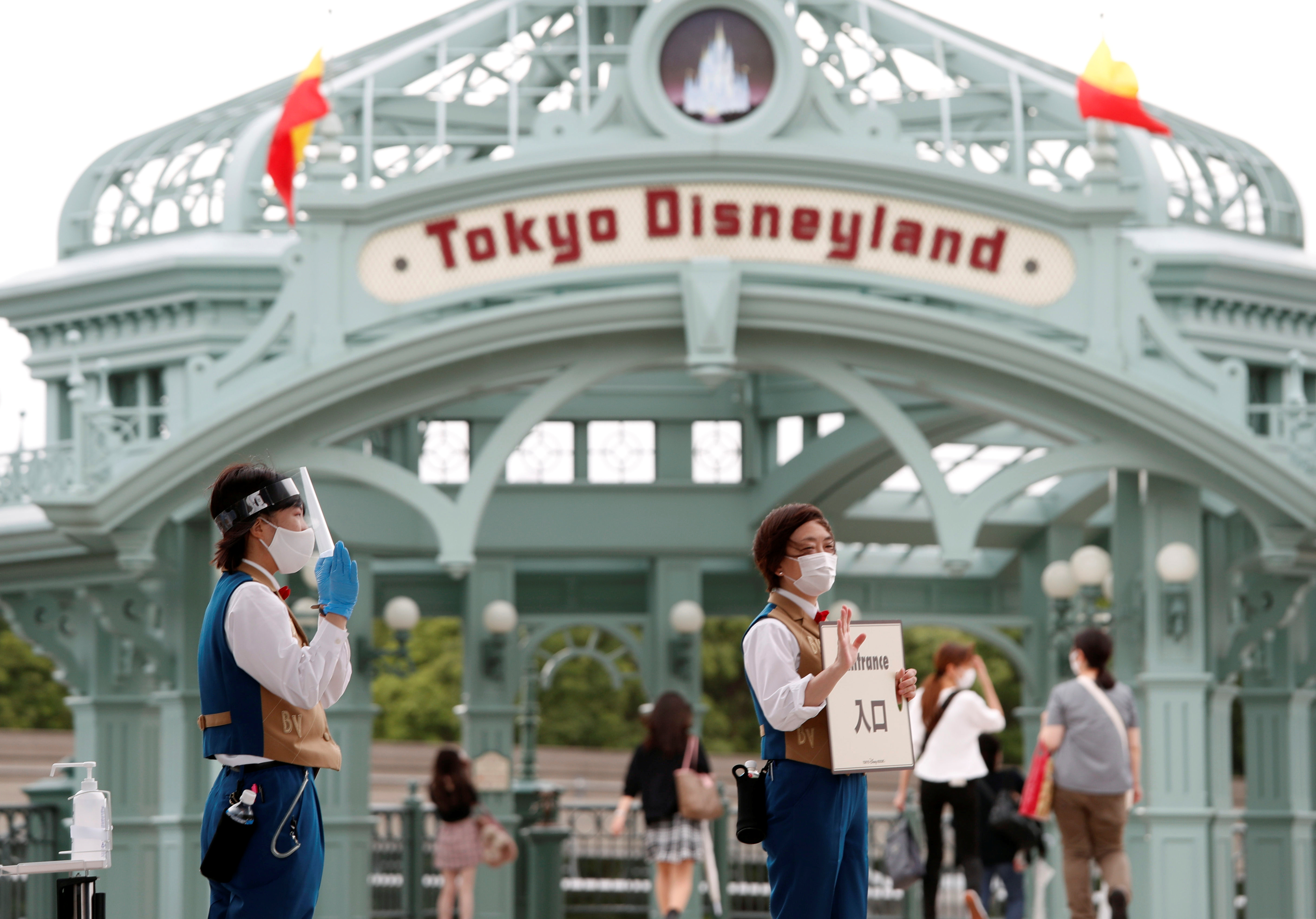 東京ディズニー、大人1日券が初の1万円超え 10月から | ロイター