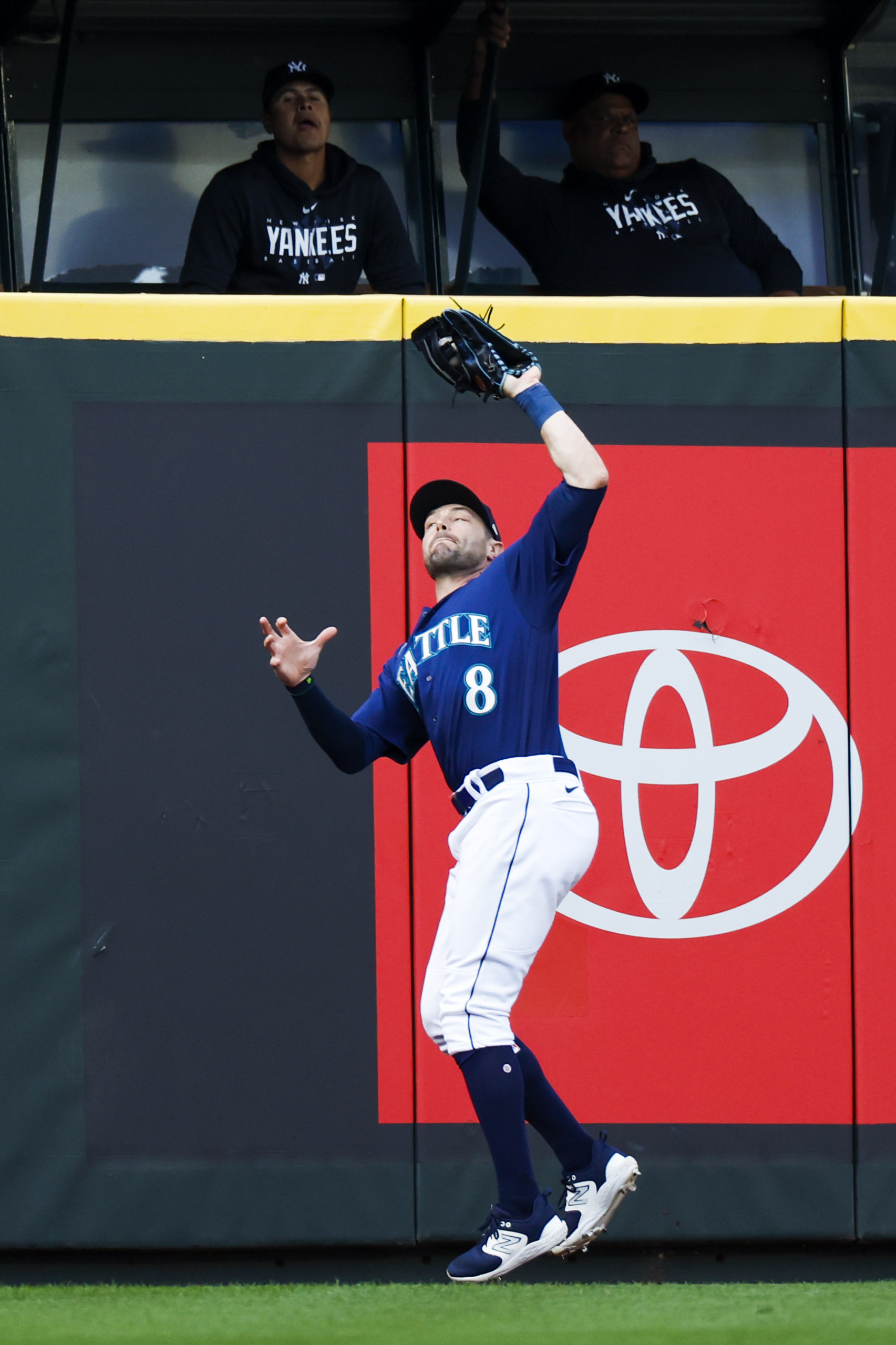 Aaron Judge belts 18th HR as Yankees blast Mariners