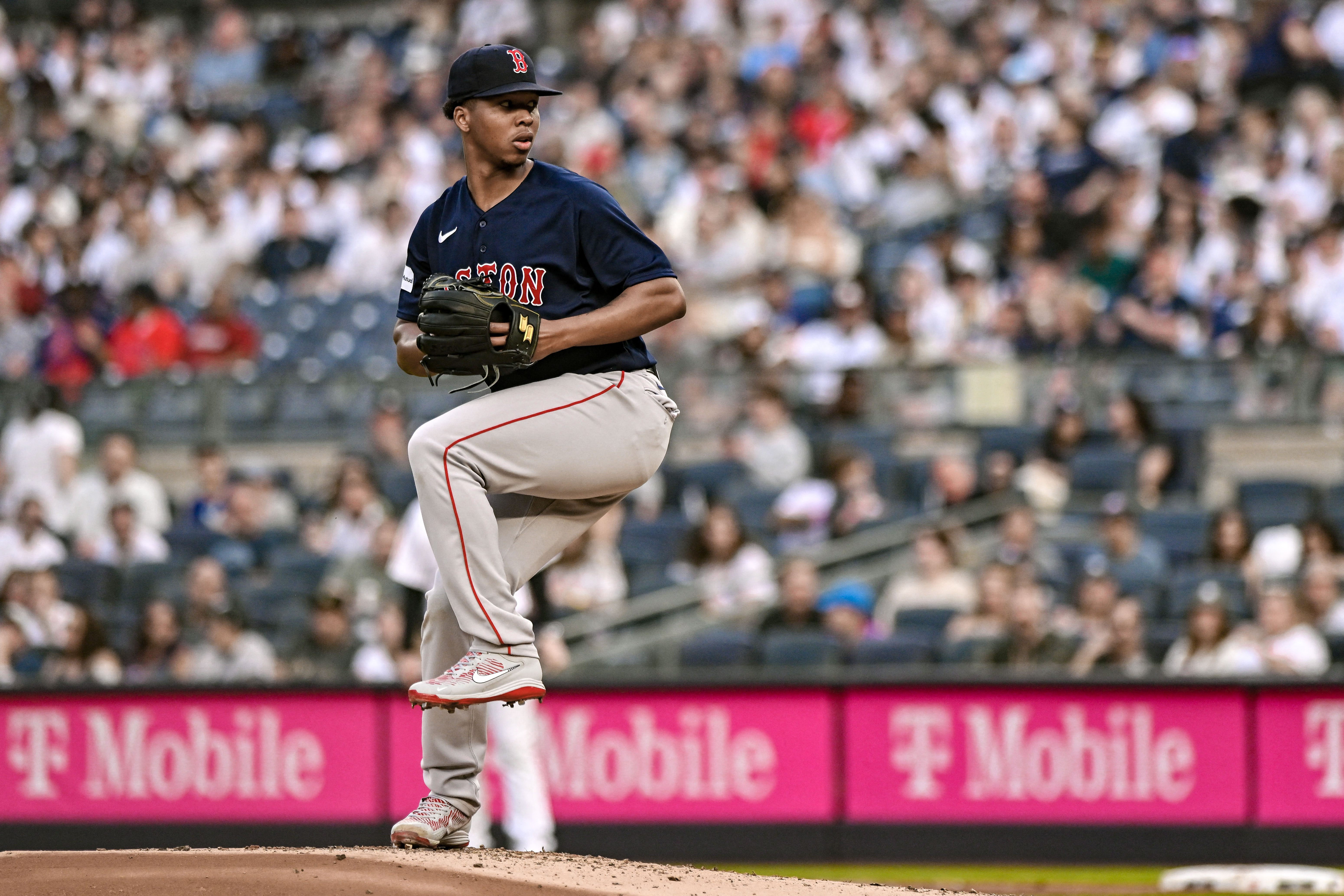 Volpe delivers tiebreaking RBI single as Yankees top Astros