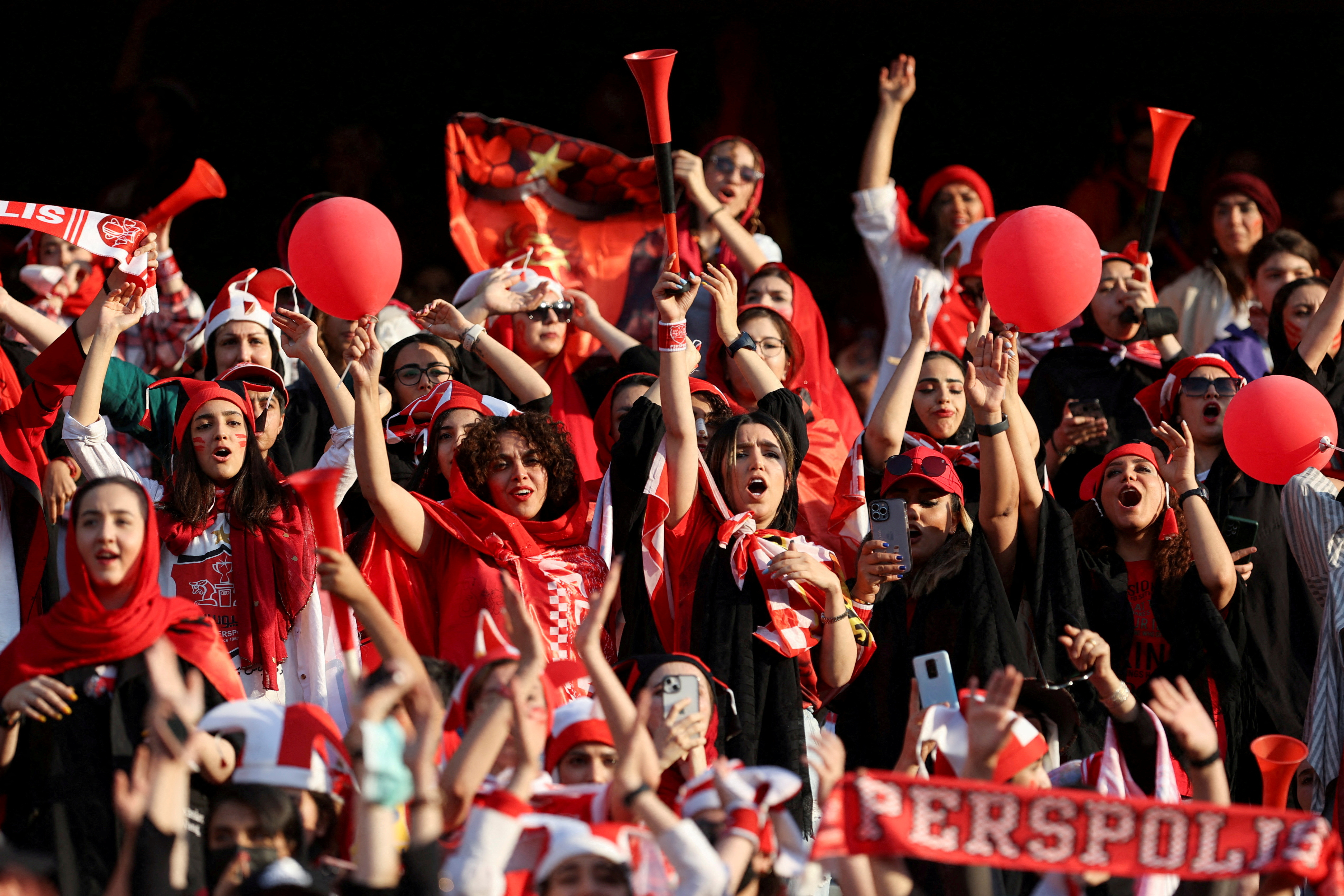 Iranian football clubs: Persepolis F.C., Esteghlal Tehran FC