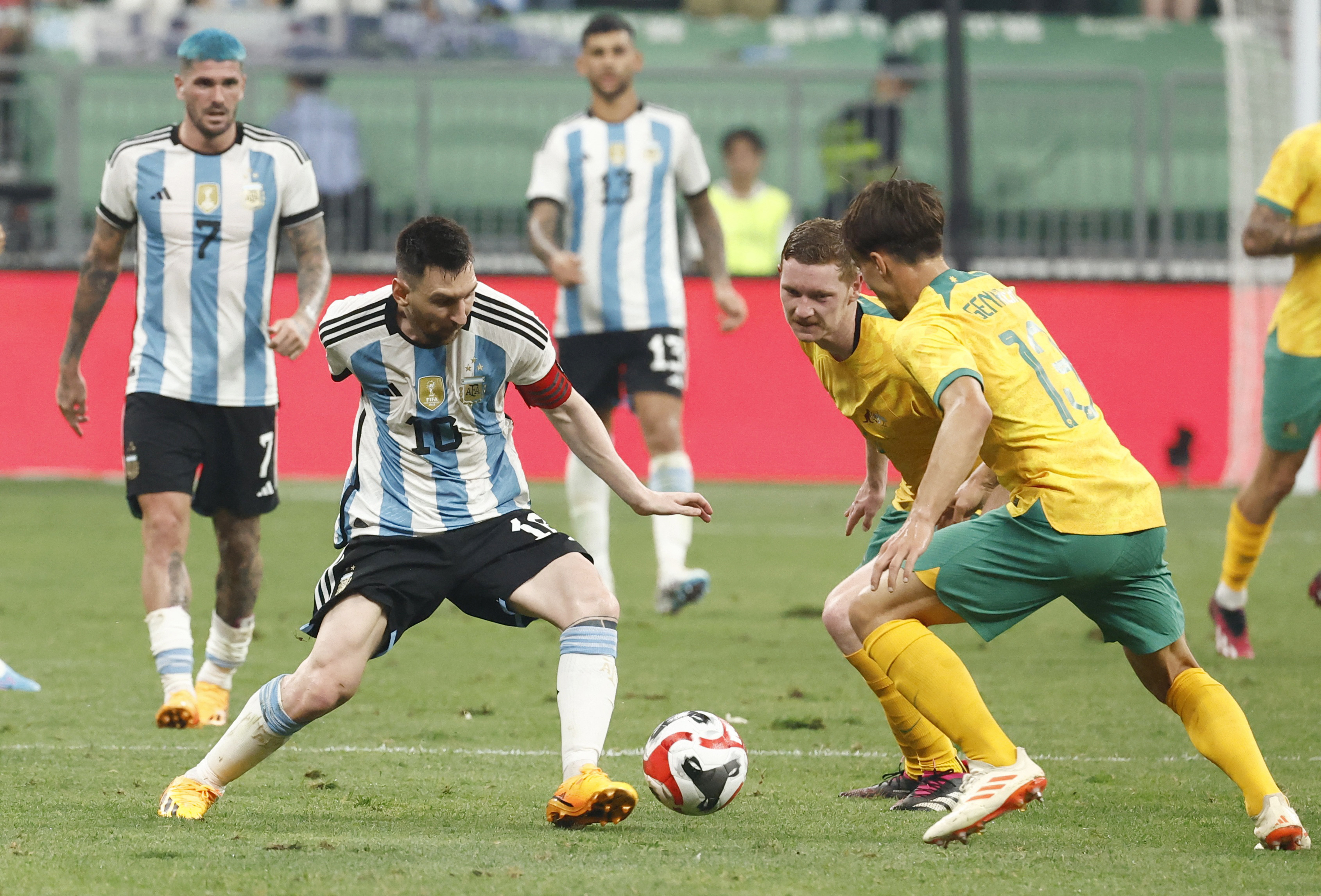 Messi nets his fastest Argentina goal in win over Australia in