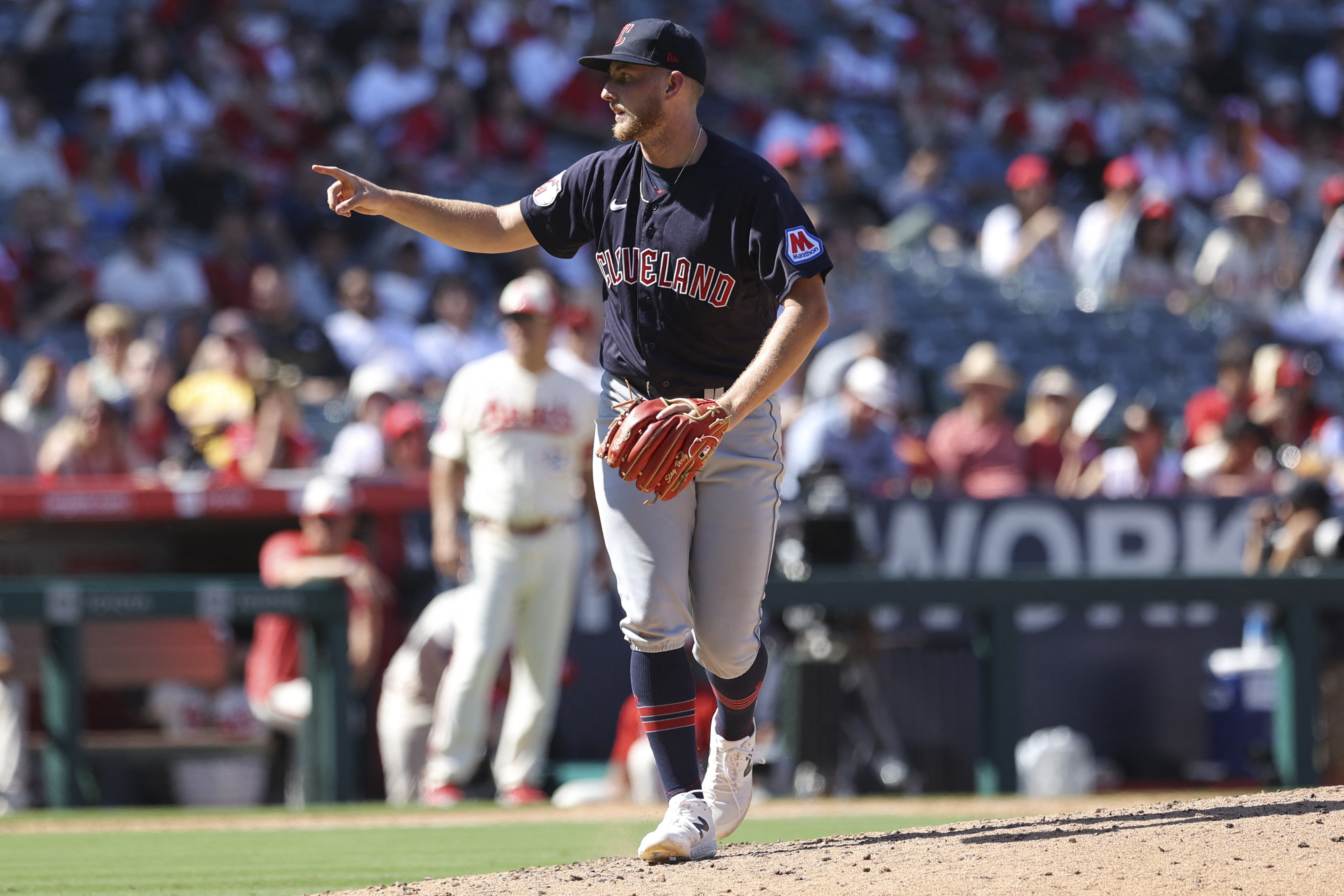 Kenny Rosenberg, Angels squeeze past punchless Guardians