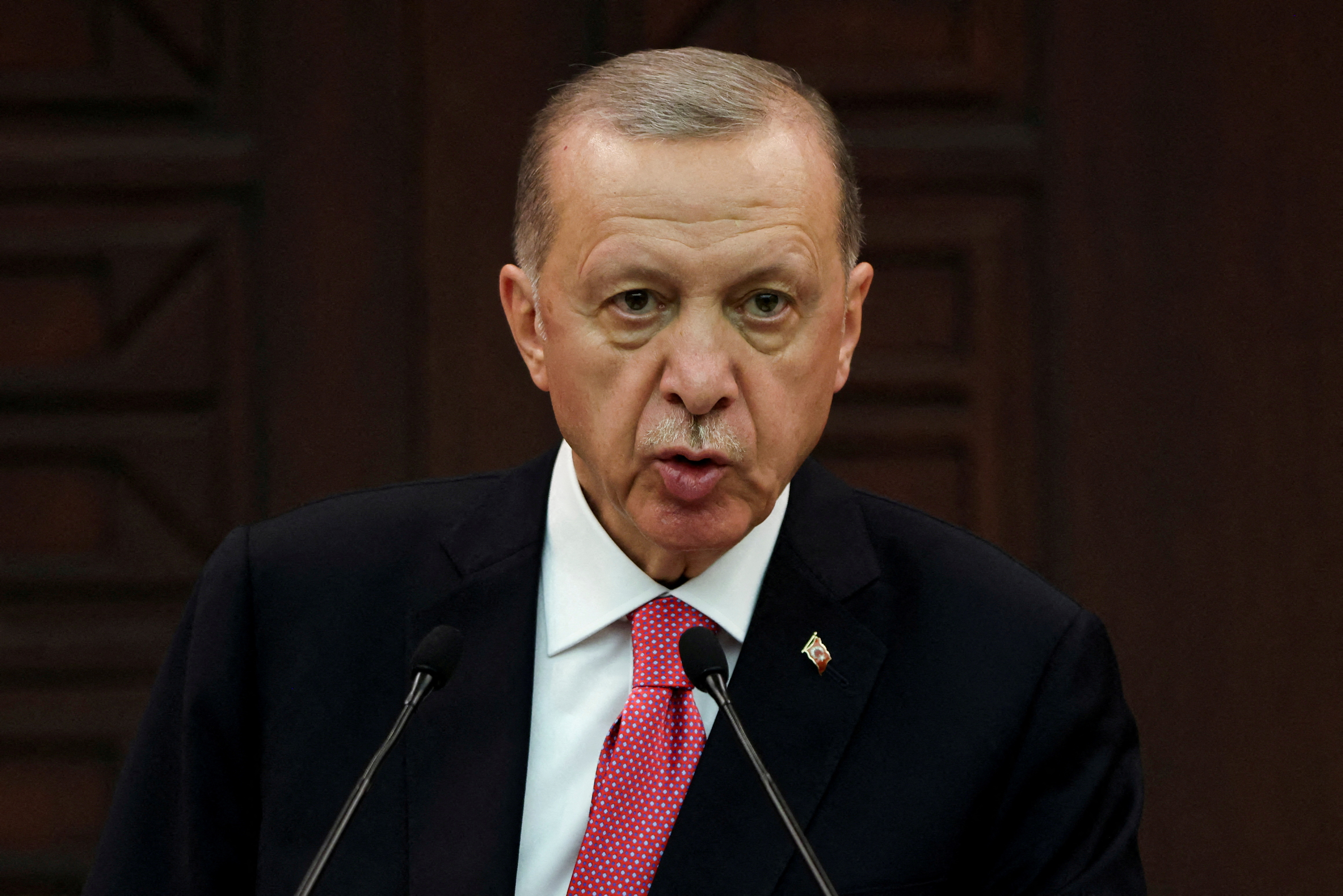: El presidente turco, Tayyip Erdogan, anuncia un nuevo gabinete durante una conferencia de prensa en Ankara