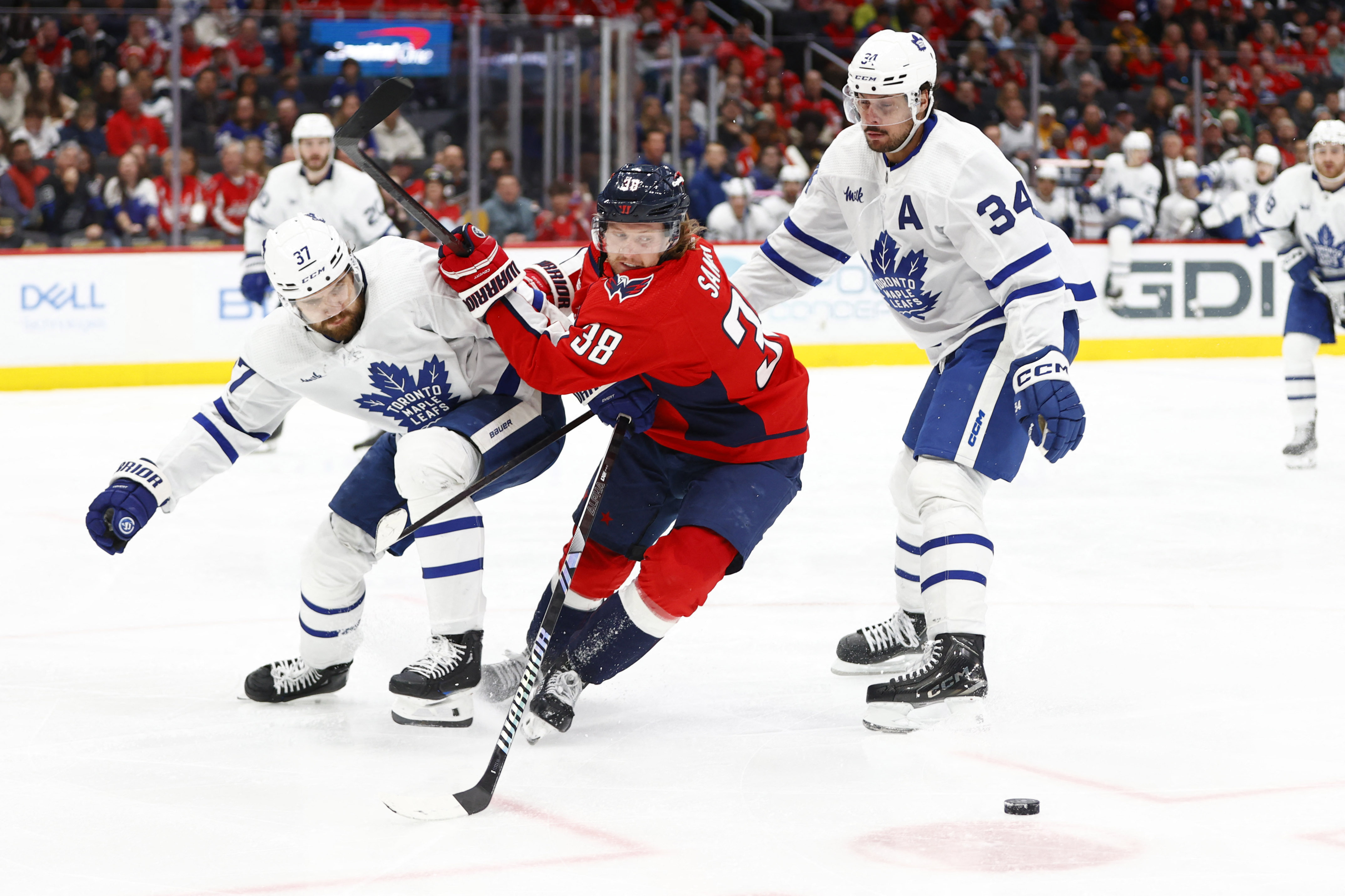 NHL roundup: Auston Matthews, Leafs crush Caps | Reuters