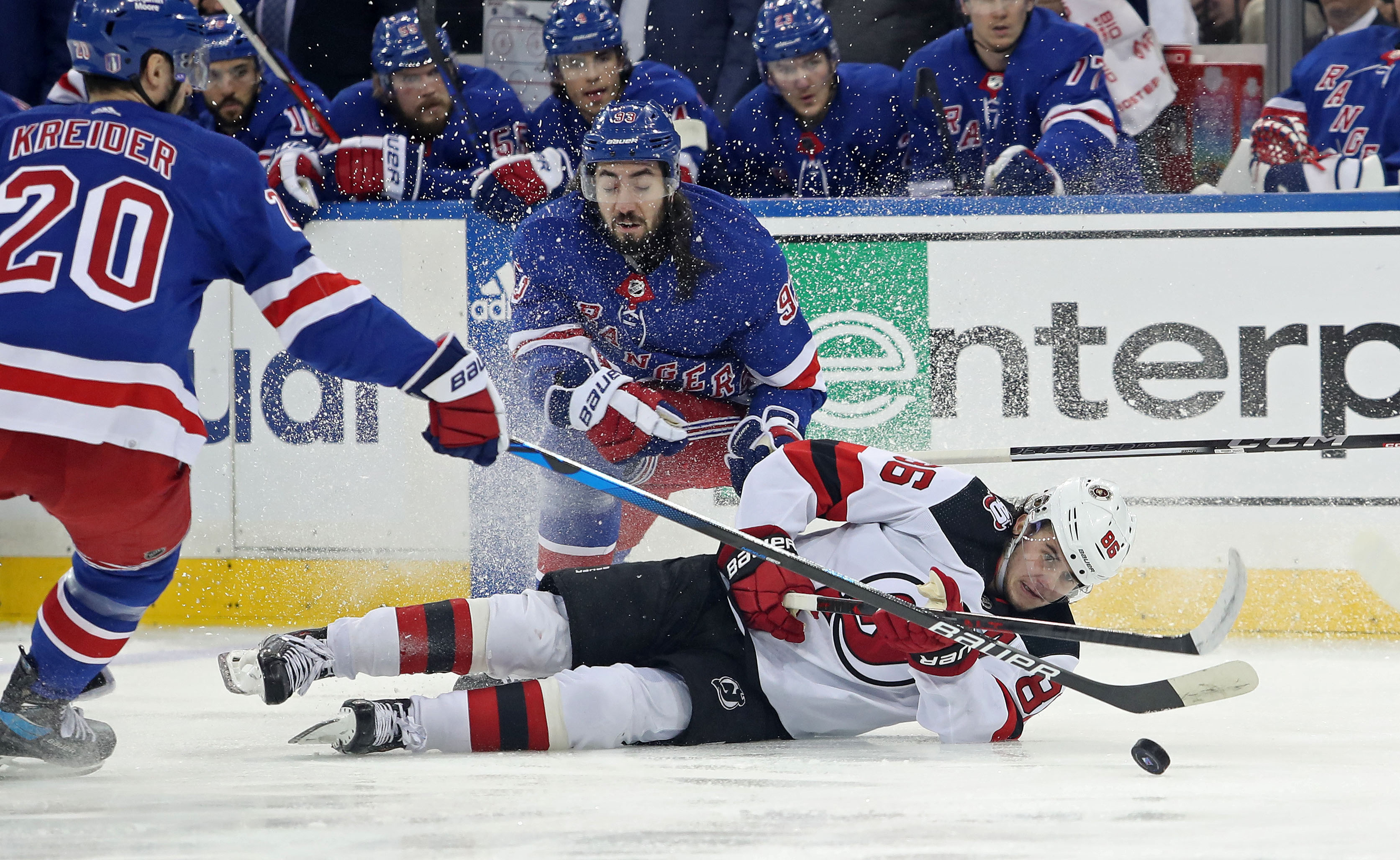 The Devils are very much alive after taking both games in New York 😈 Chris  Kreider can't do it on his…