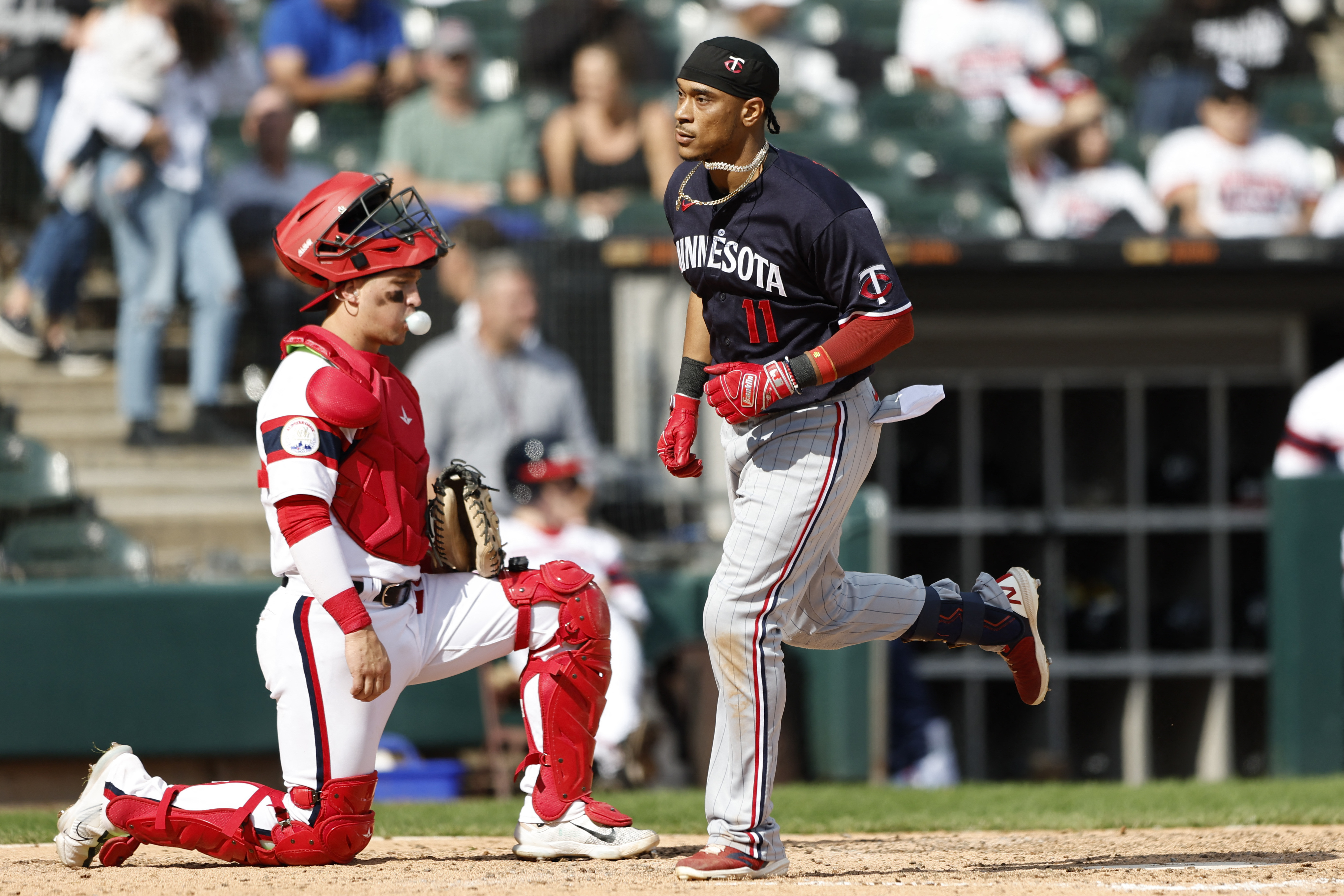 Sheets' homer gives White Sox doubleheader split with Twins -  5  Eyewitness News