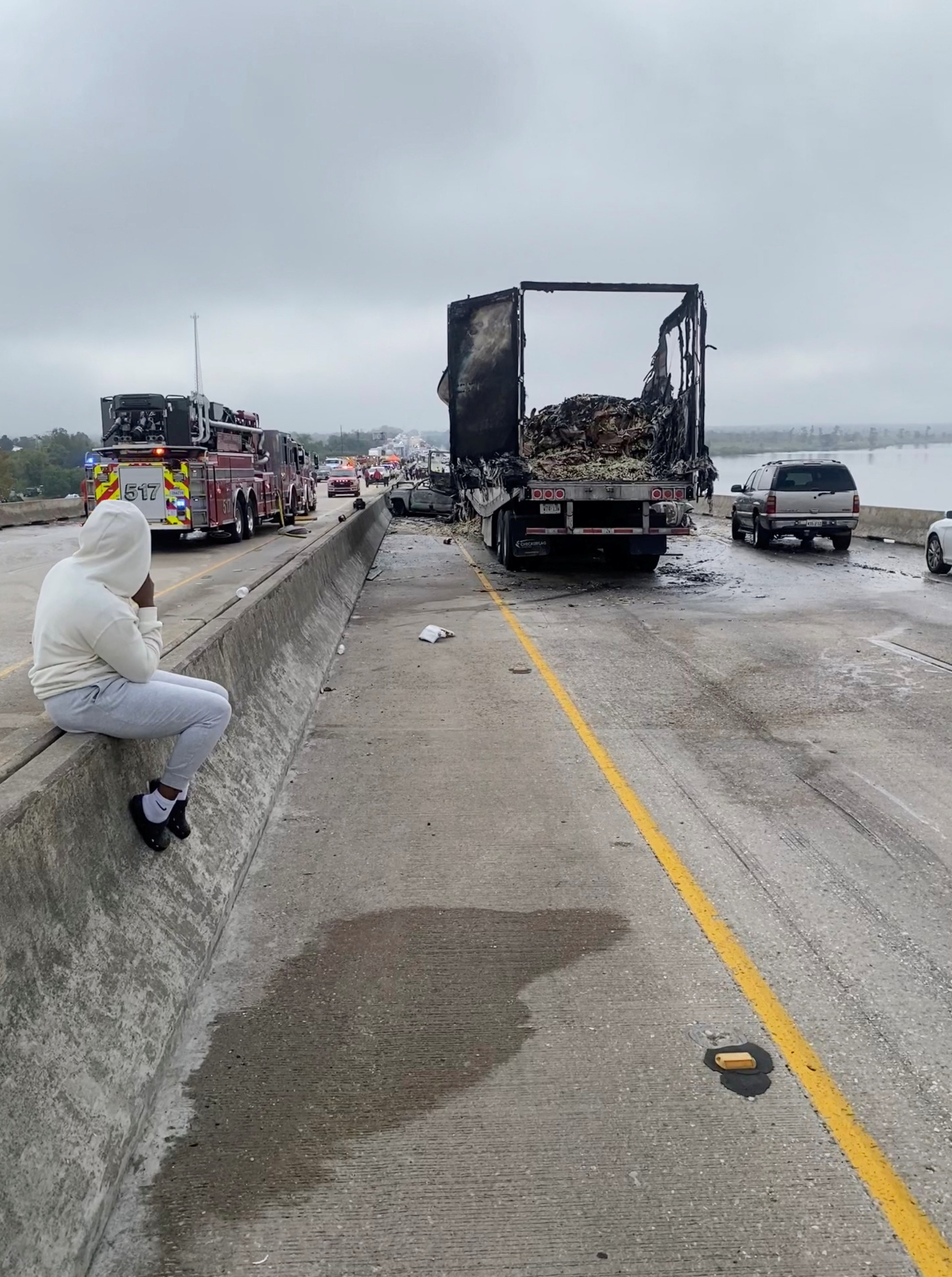 Louisiana 'super fog' kills 7 in massive car pile-up