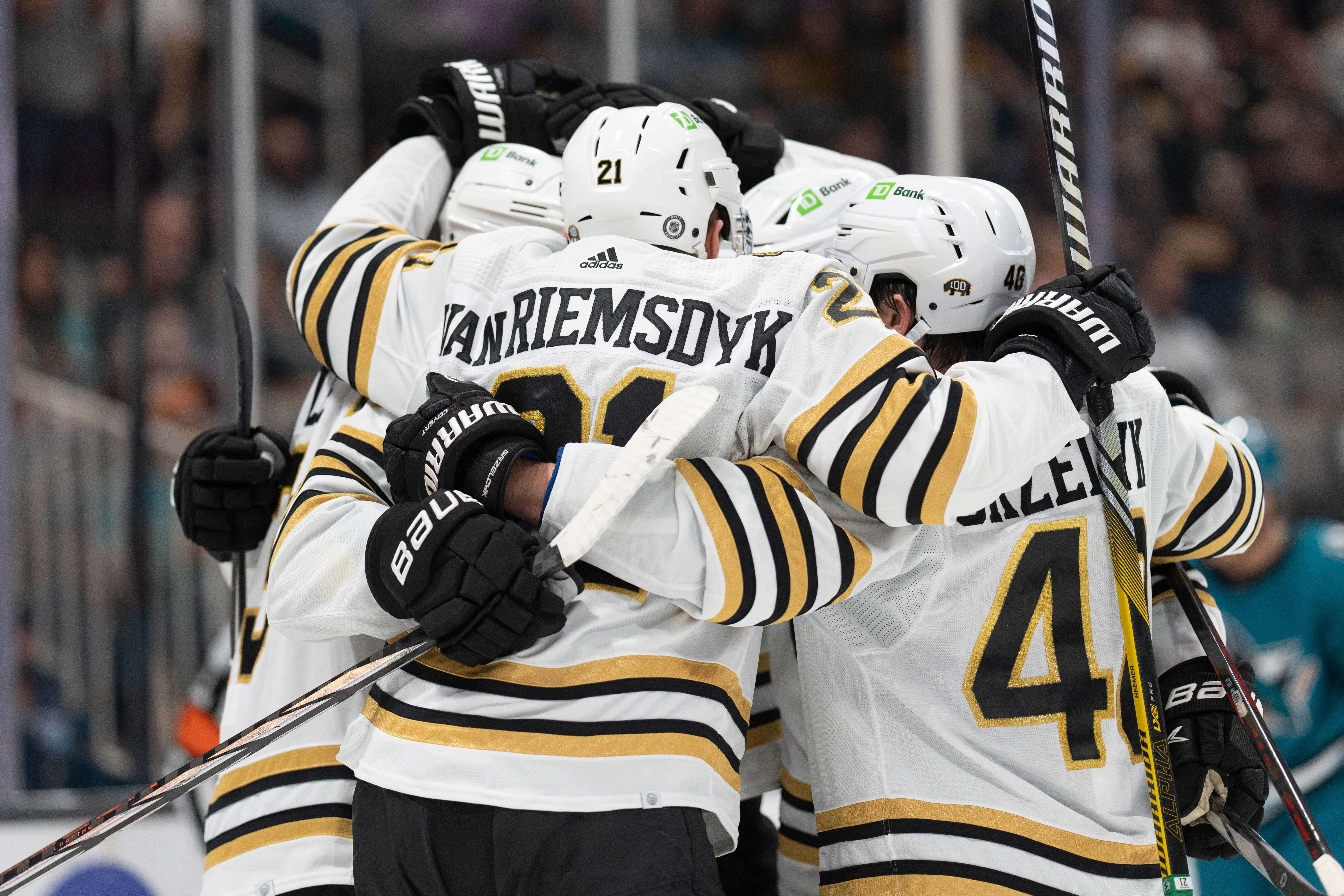 David Pastrnak scores again as unbeaten Bruins top Sharks - The