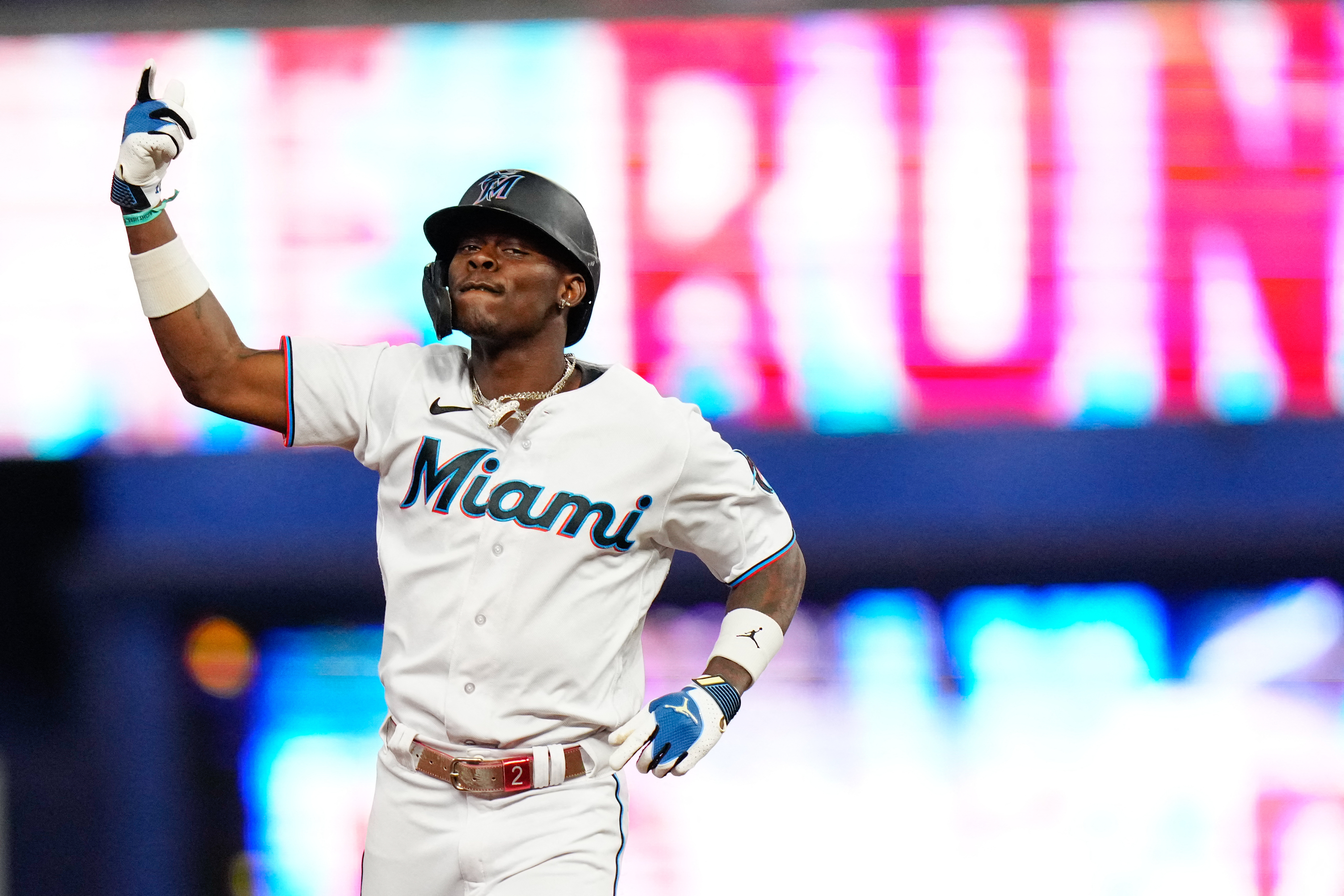 Chisholm aporta jonrón a triunfo de Marlins ante Gigantes - San