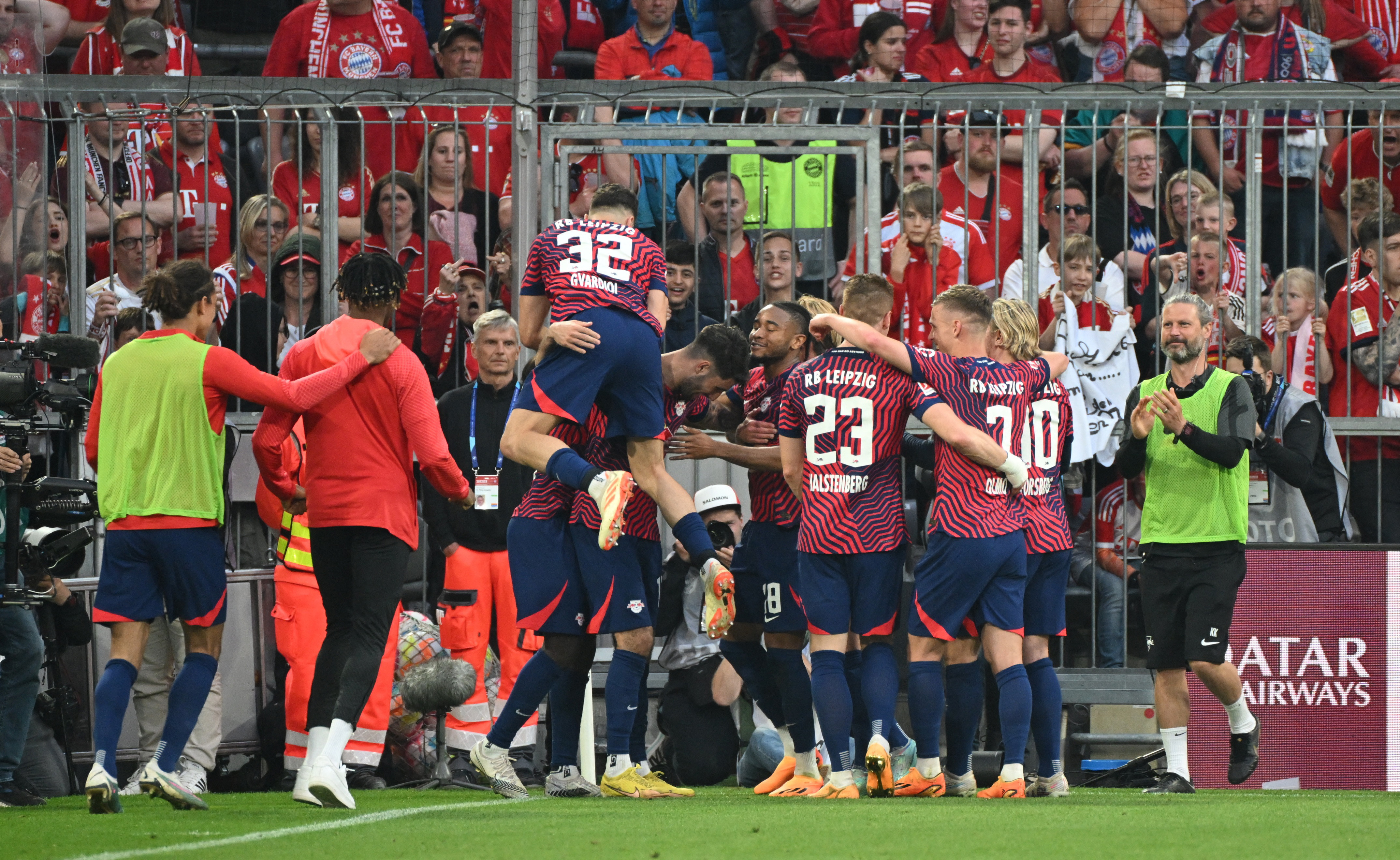 Bayern reage e arranca empate com Leipzig, mas cede liderança do