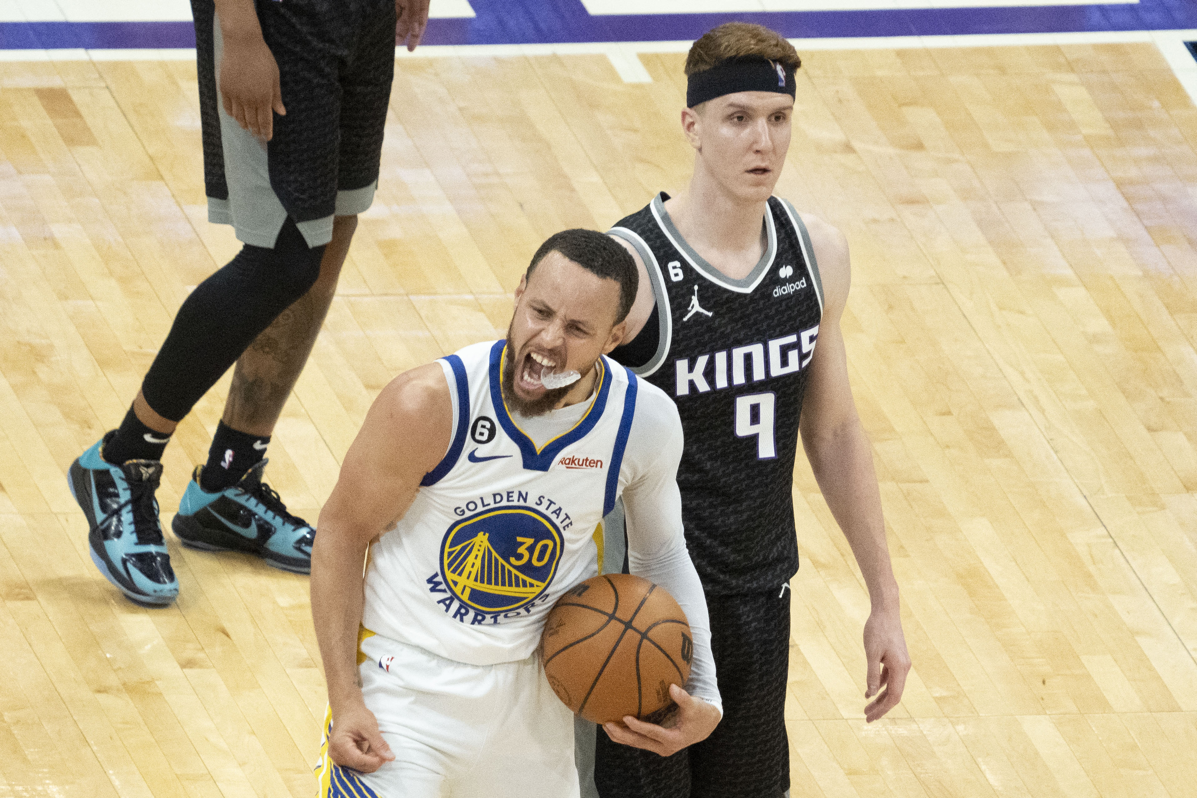 NBA playoffs: Golden State Warriors edge past the Sacramento Kings to level  series