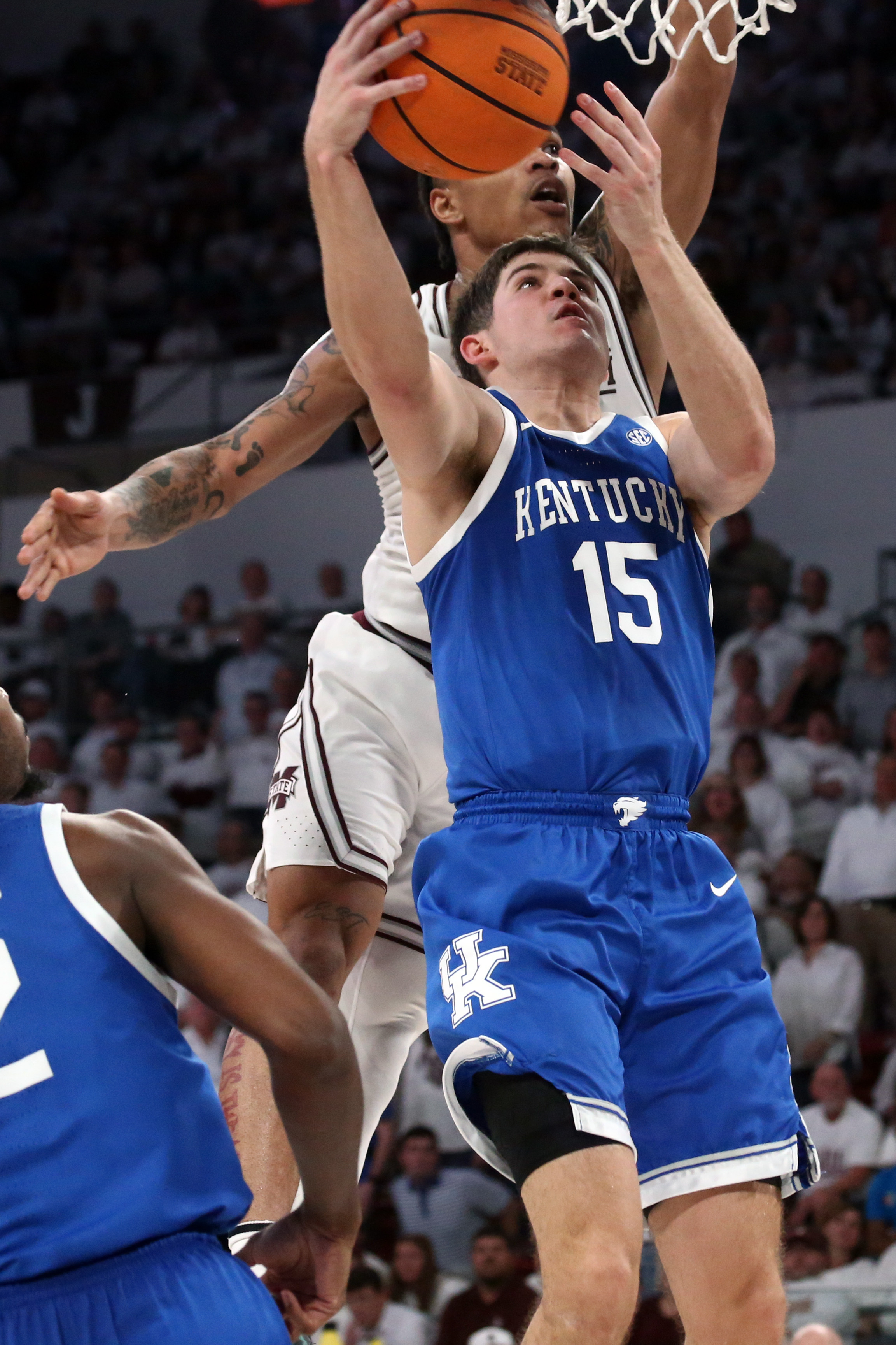 Reed Sheppard's heroics lift No. 16 Kentucky over Mississippi