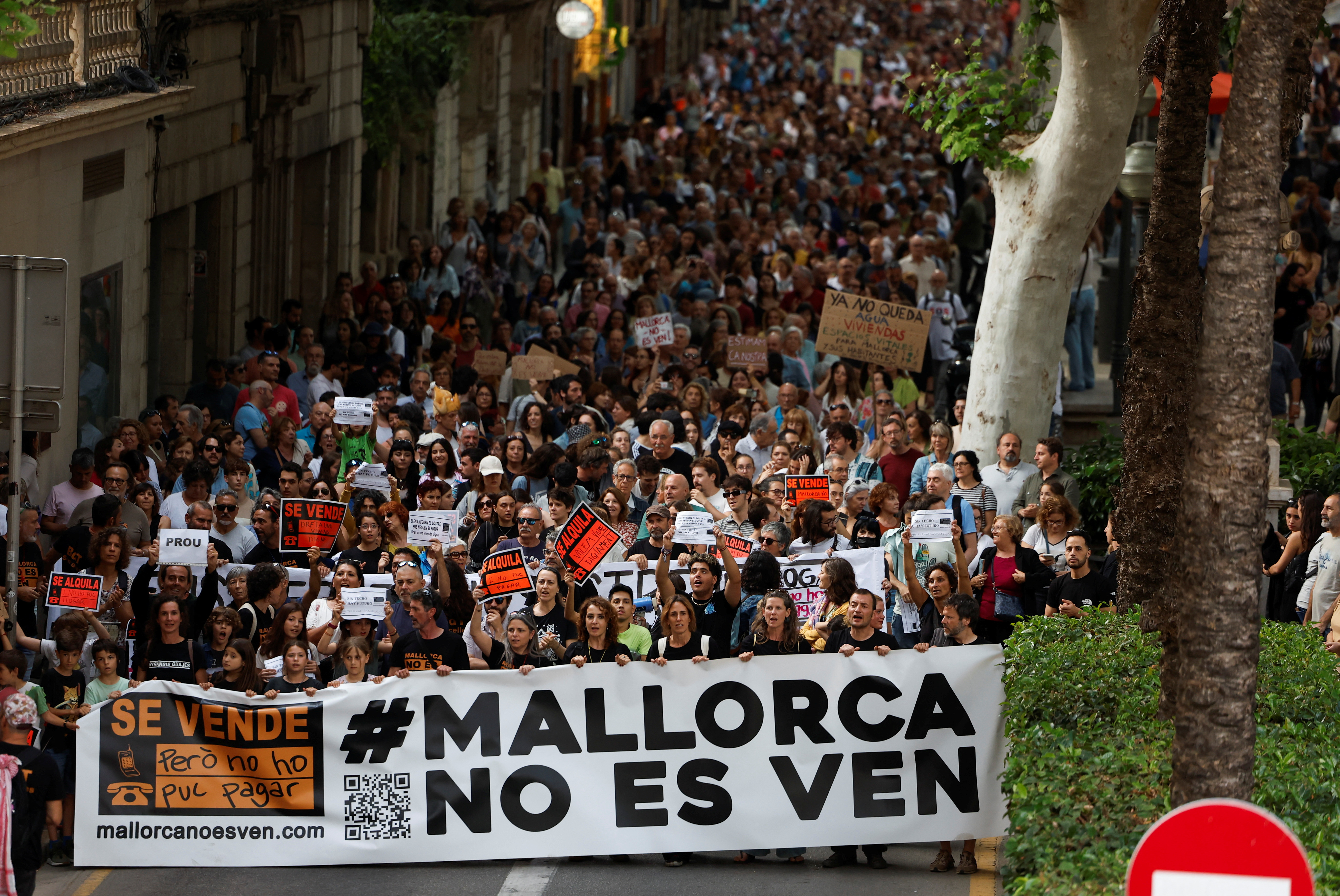Protest against mass tourism and gentrification in Palma de Mallorca