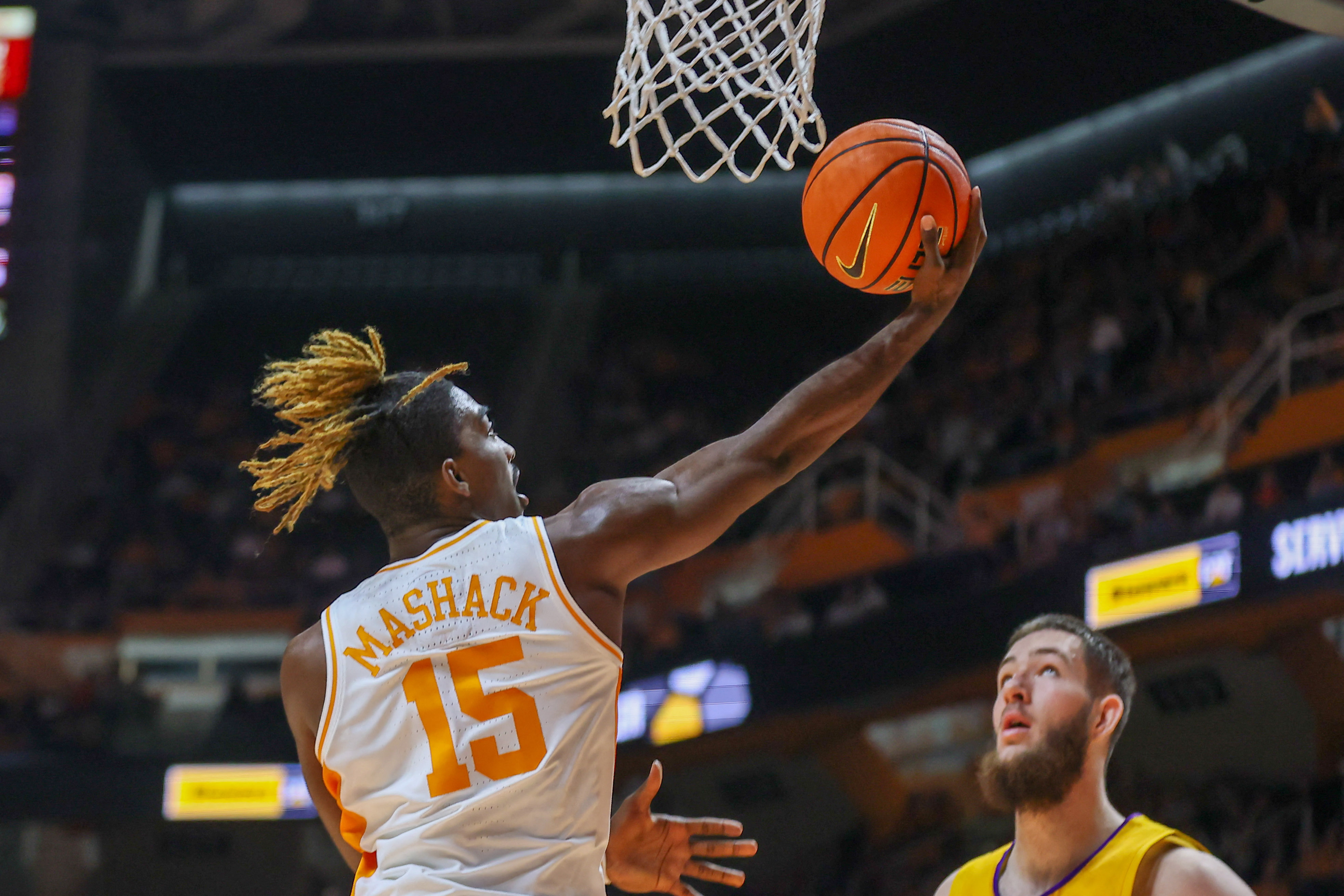 No. 9 Tennessee Breezes By Tennessee Tech, 80-42 | Reuters