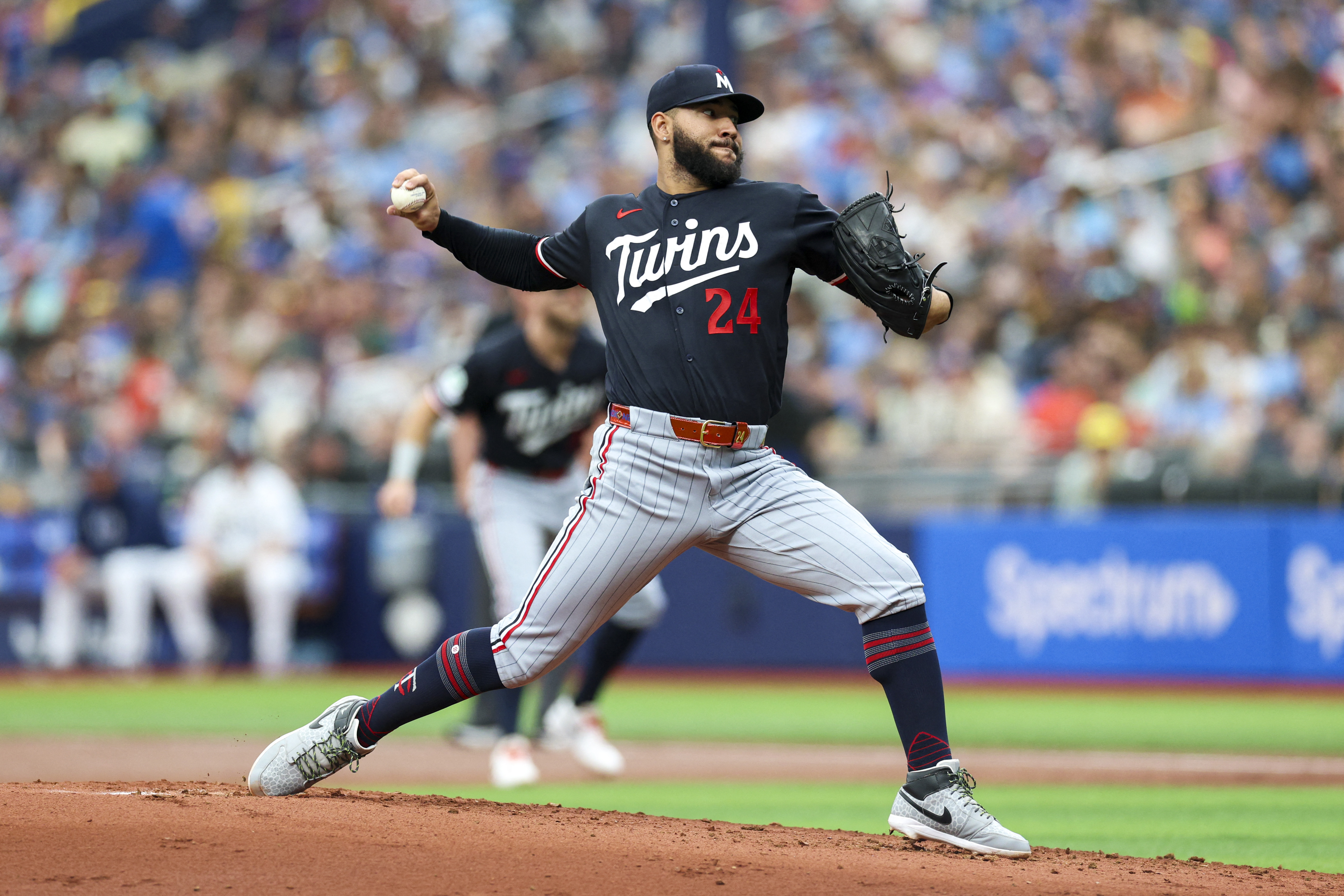 Yandy Diaz, 4 pitchers help Rays complete sweep of Twins | Reuters
