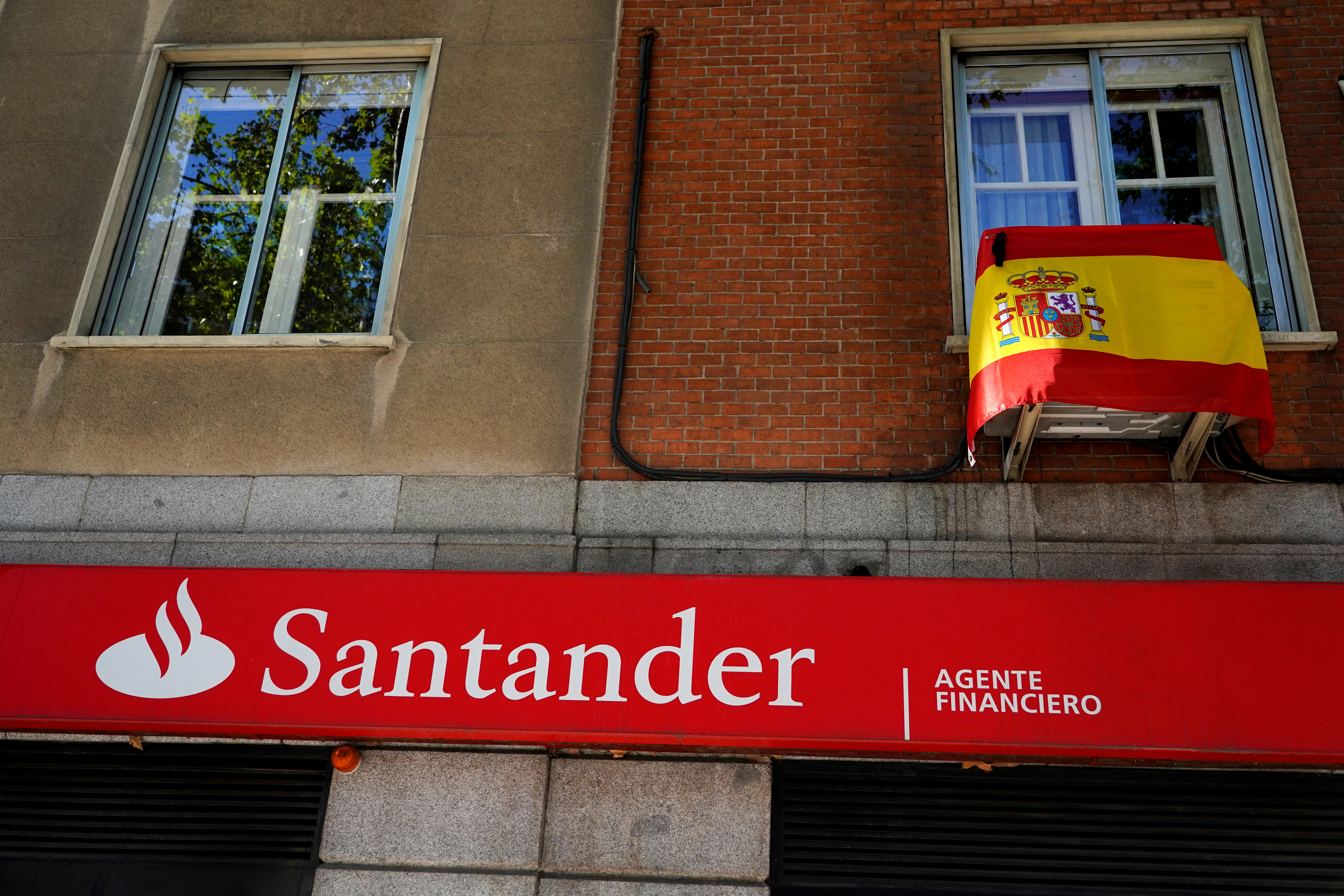 Santander Consumer Bank S.A. - Access to EU Finance - European Commission
