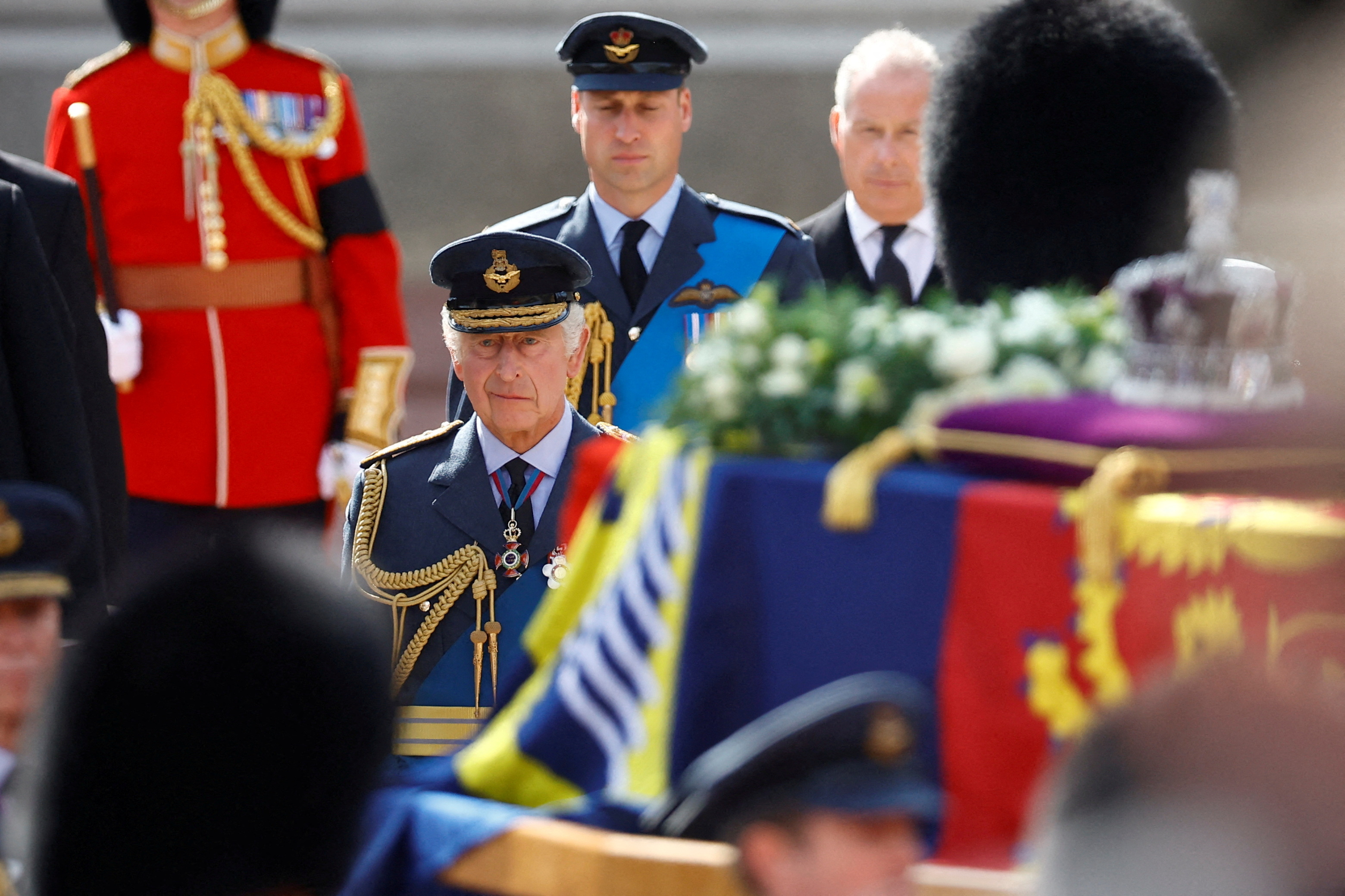 King Charles And Sons Escort Queen S Coffin As People Line Up To Pay Respects Reuters