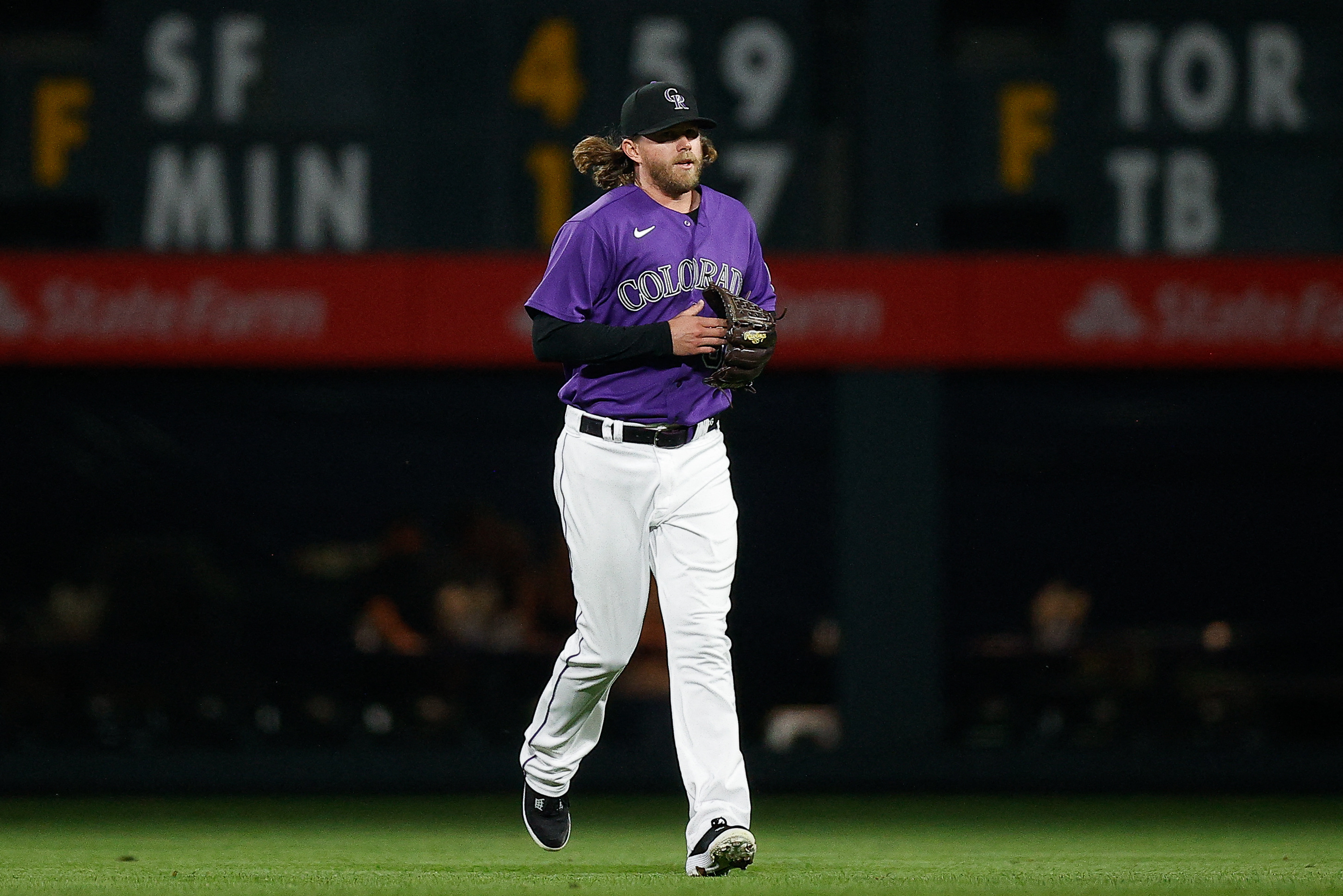 Elias Diaz goes deep in Rockies' win over Marlins