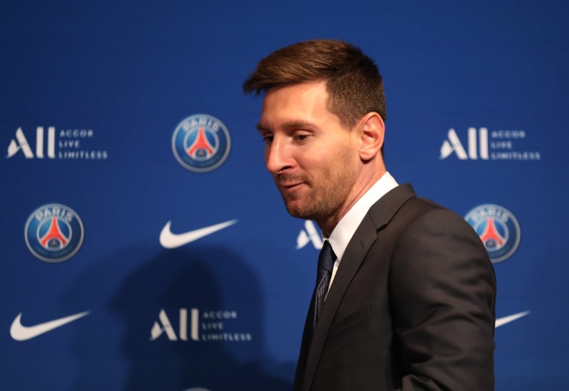 PSG president gives Messi update